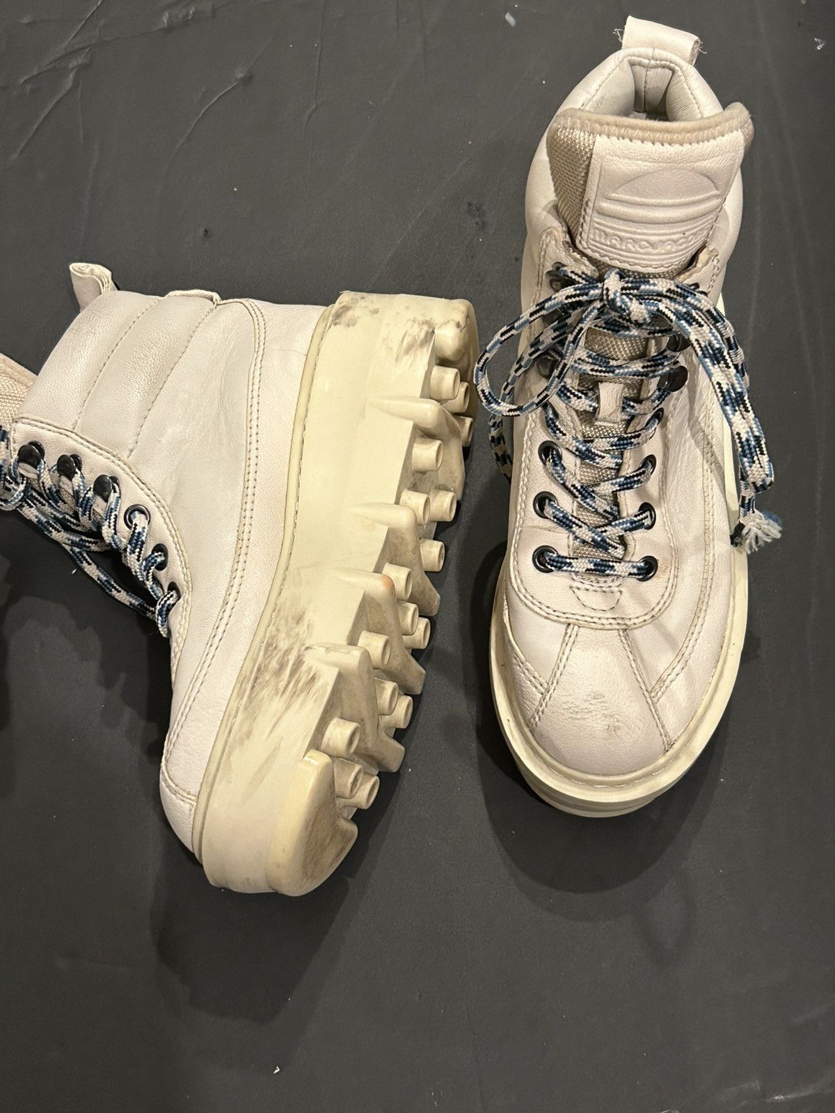 Marc Jacobs Marc Jacob’s white/cream leather boot Size US 8 / IT 38 - 1 Thumbnail