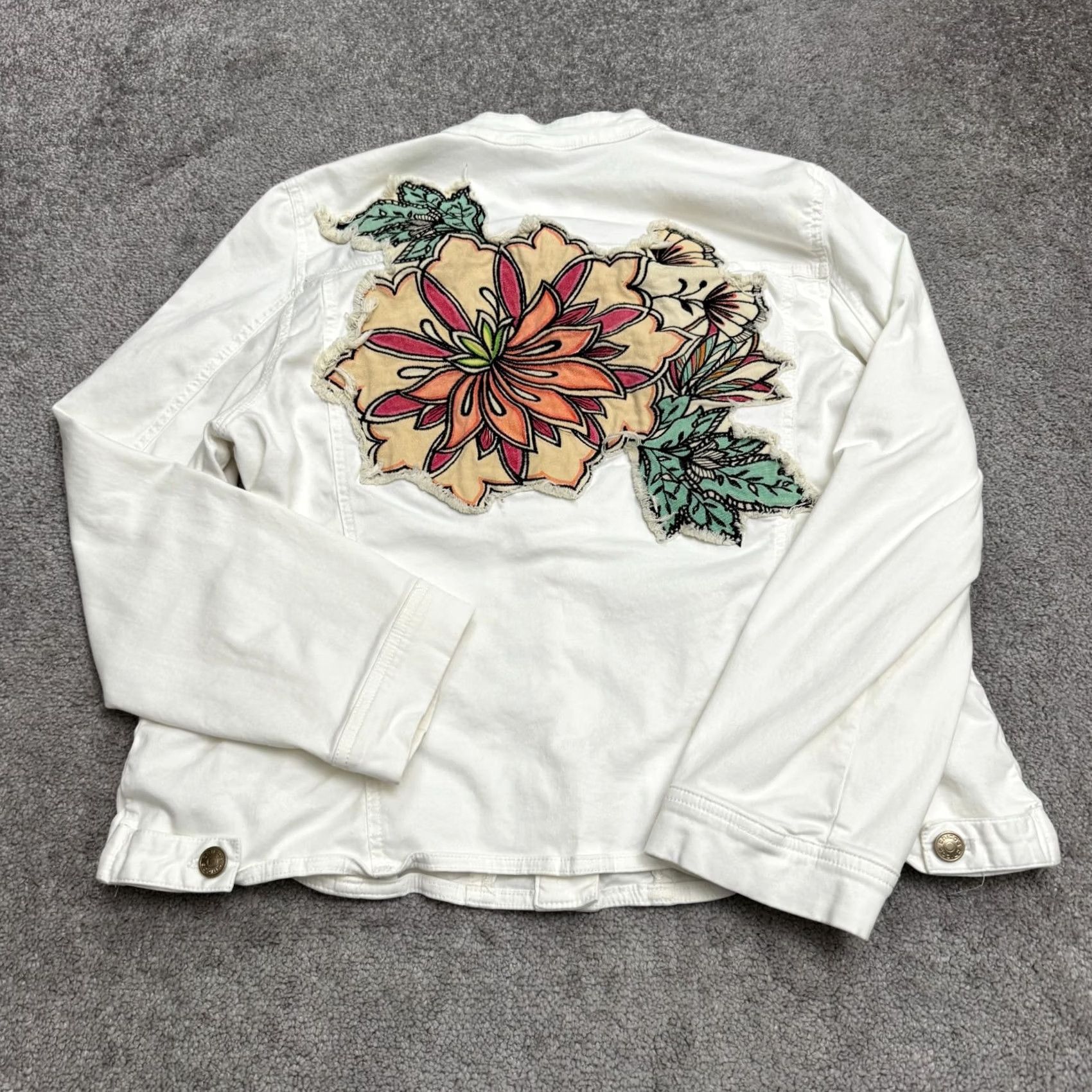 Vintage Chico's Jacket Women 3/XL White Denim Floral Embroidered Style Button Collarless Size XL / US 12-14 / IT 48-50 - 2 Thumbnail