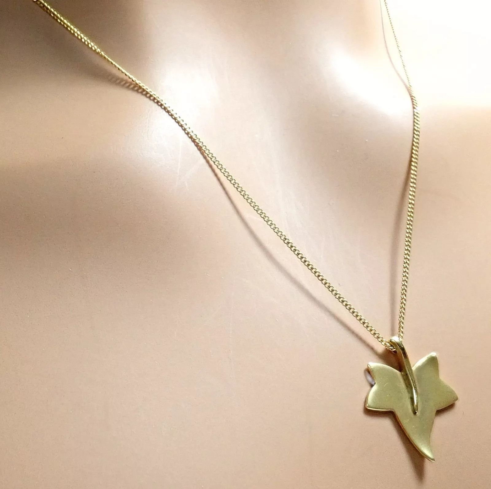 Tiffany & Co. Tiffany & Co Cummings 18k Yellow Gold Leaf Pendant Necklace Size ONE SIZE - 4 Thumbnail