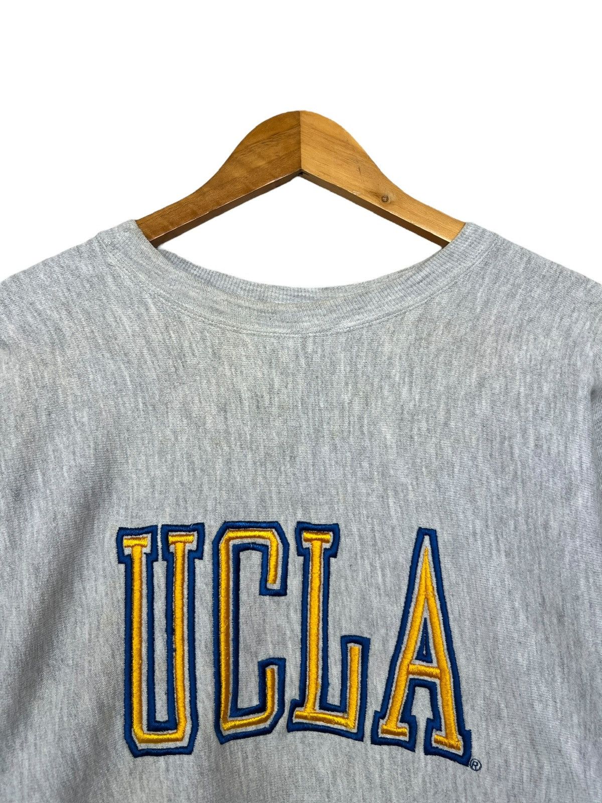 Vintage Vintage 90s Champion Reverse Weaveade In Usa Ucla Sweatshirt Size US M / EU 48-50 / 2 - 3 Thumbnail