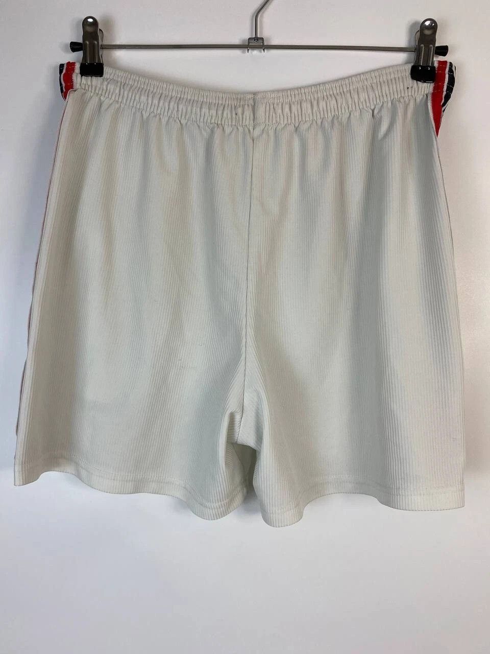 Umbro Vintage Sportswear Football Manchester United Shorts Gr.L Size US 30 / EU 46 - 5 Thumbnail