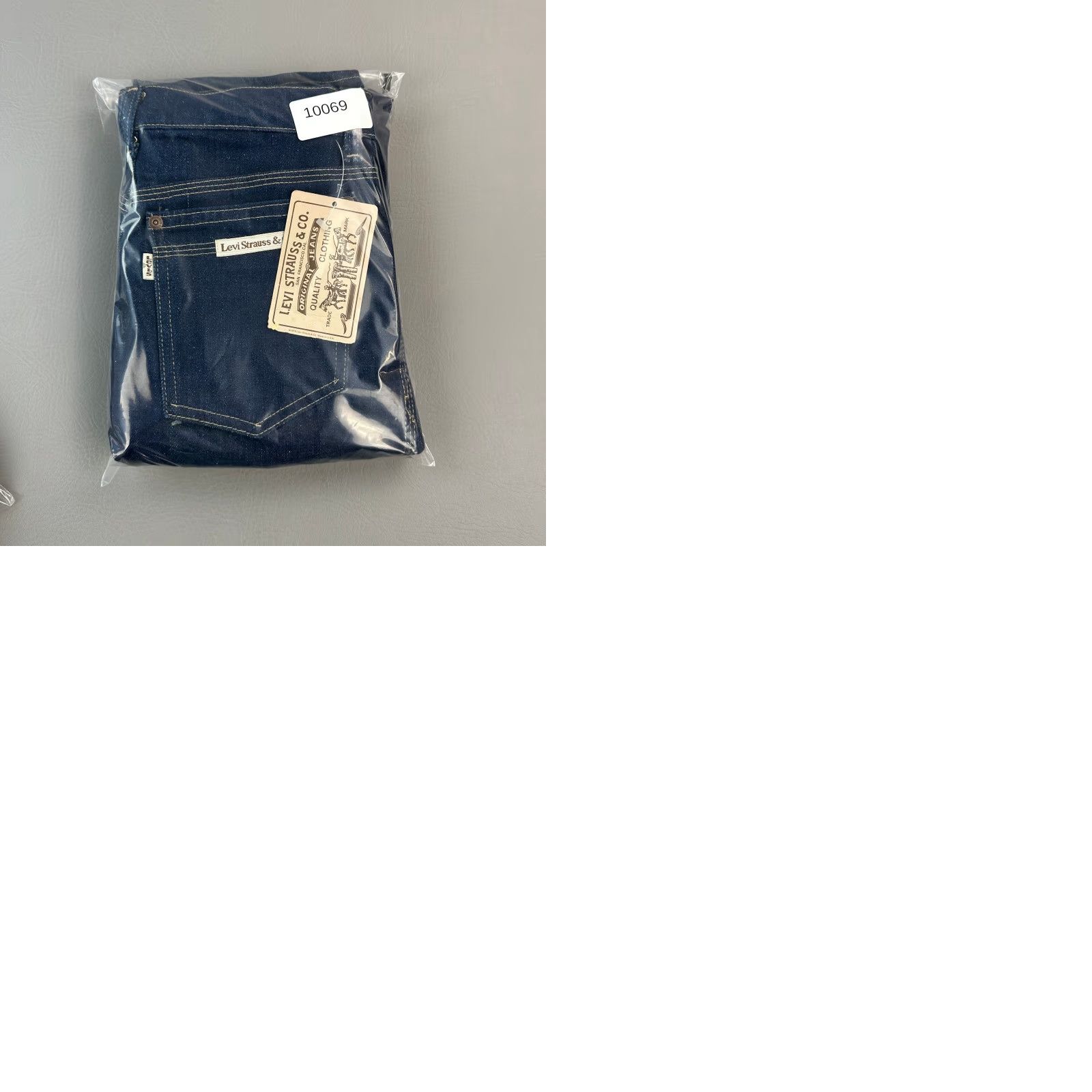 Levi's VINTAGE Levi's 227 Student Jeans Mens 29x32 29x33 Talon Zip Deadstock USA 70s Jeans Blue Regular 5-Pocket Mens Size US 29 - 10 Thumbnail