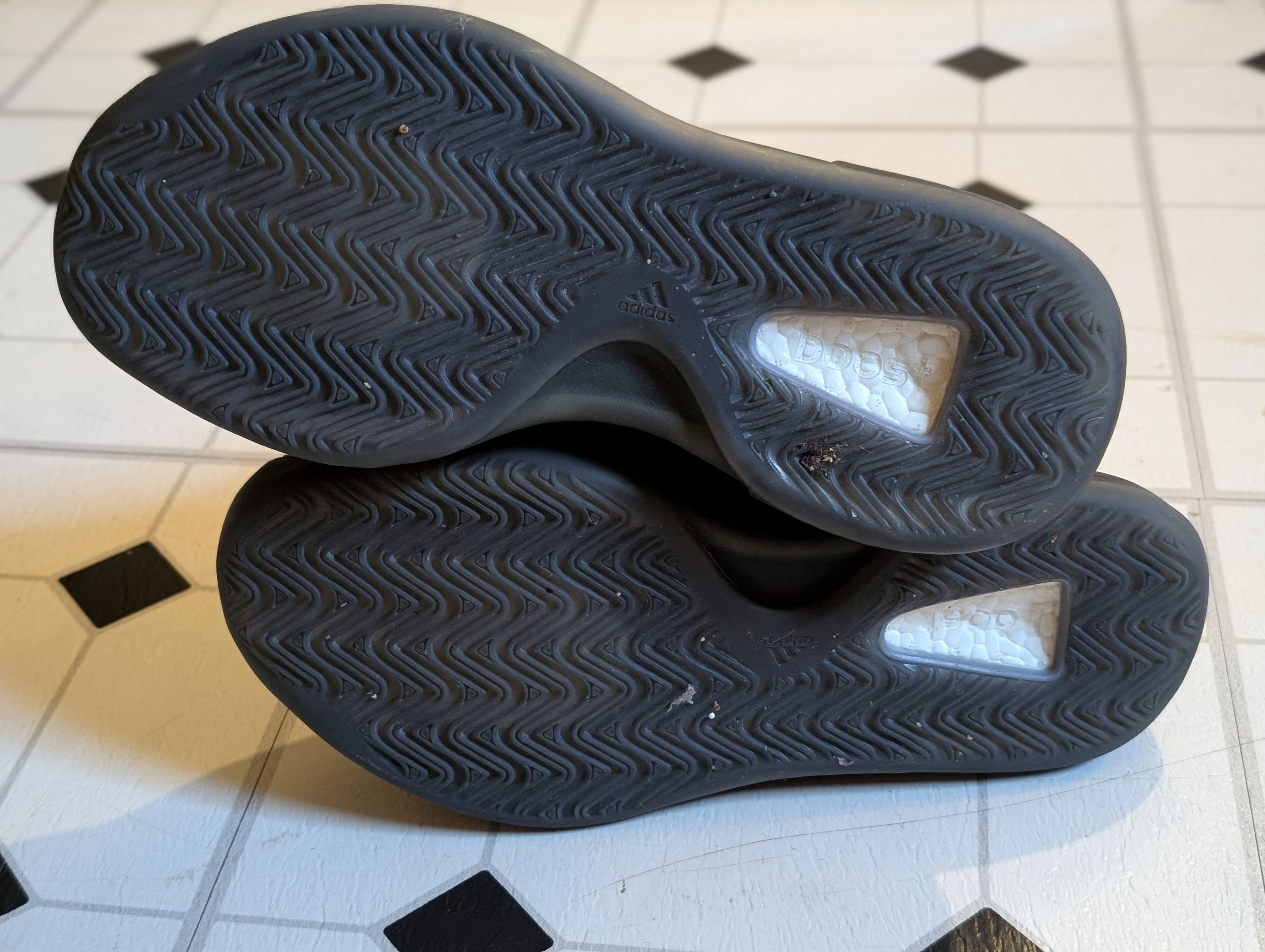 Adidas × Yeezy QNTM Onyx Size US 8.5 / EU 41-42 - 2 Thumbnail