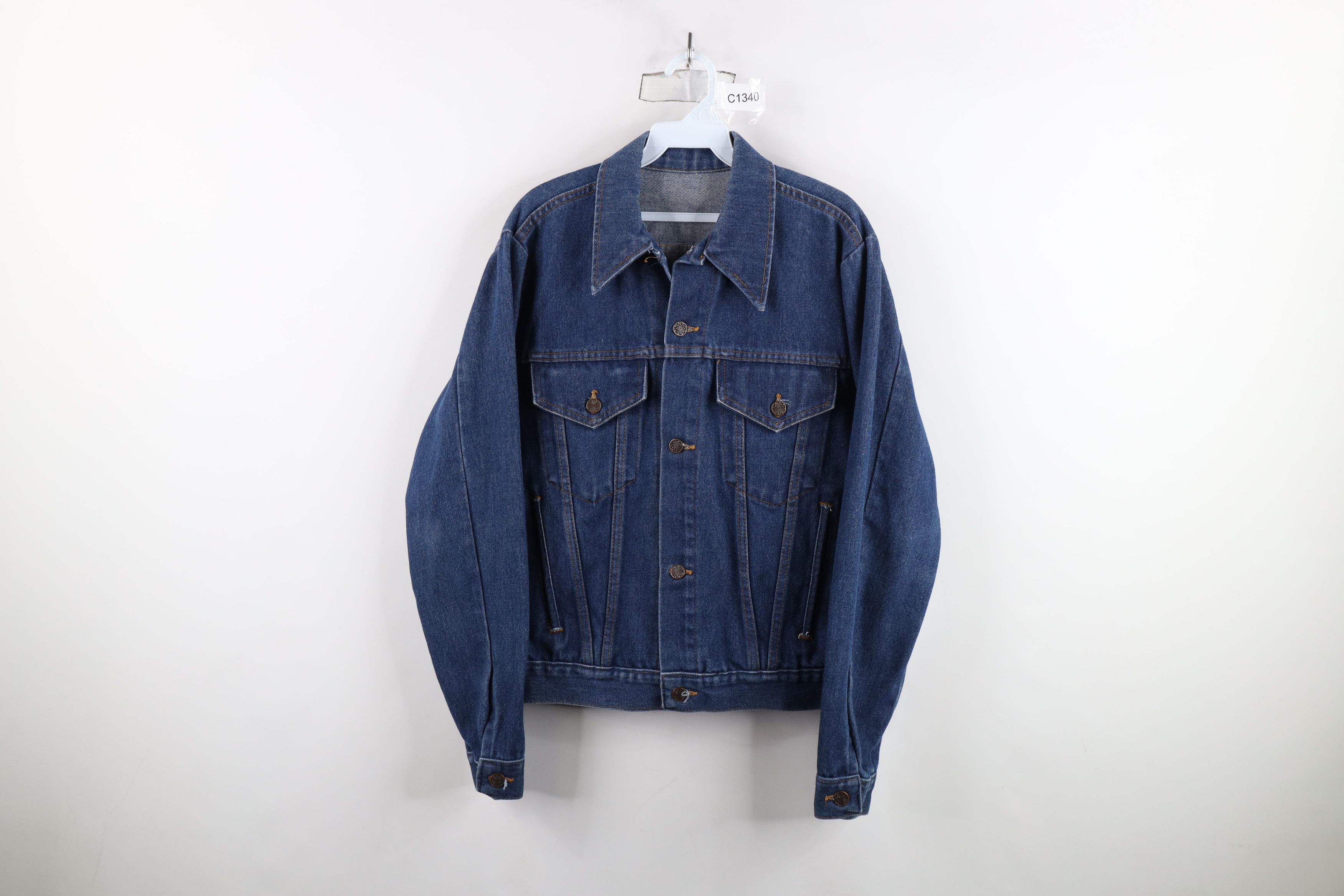 Vintage Vintage 60s 70s Streetwear Jean Trucker Jacket Blue USA Size US L / EU 52-54 / 3 - 1 Thumbnail
