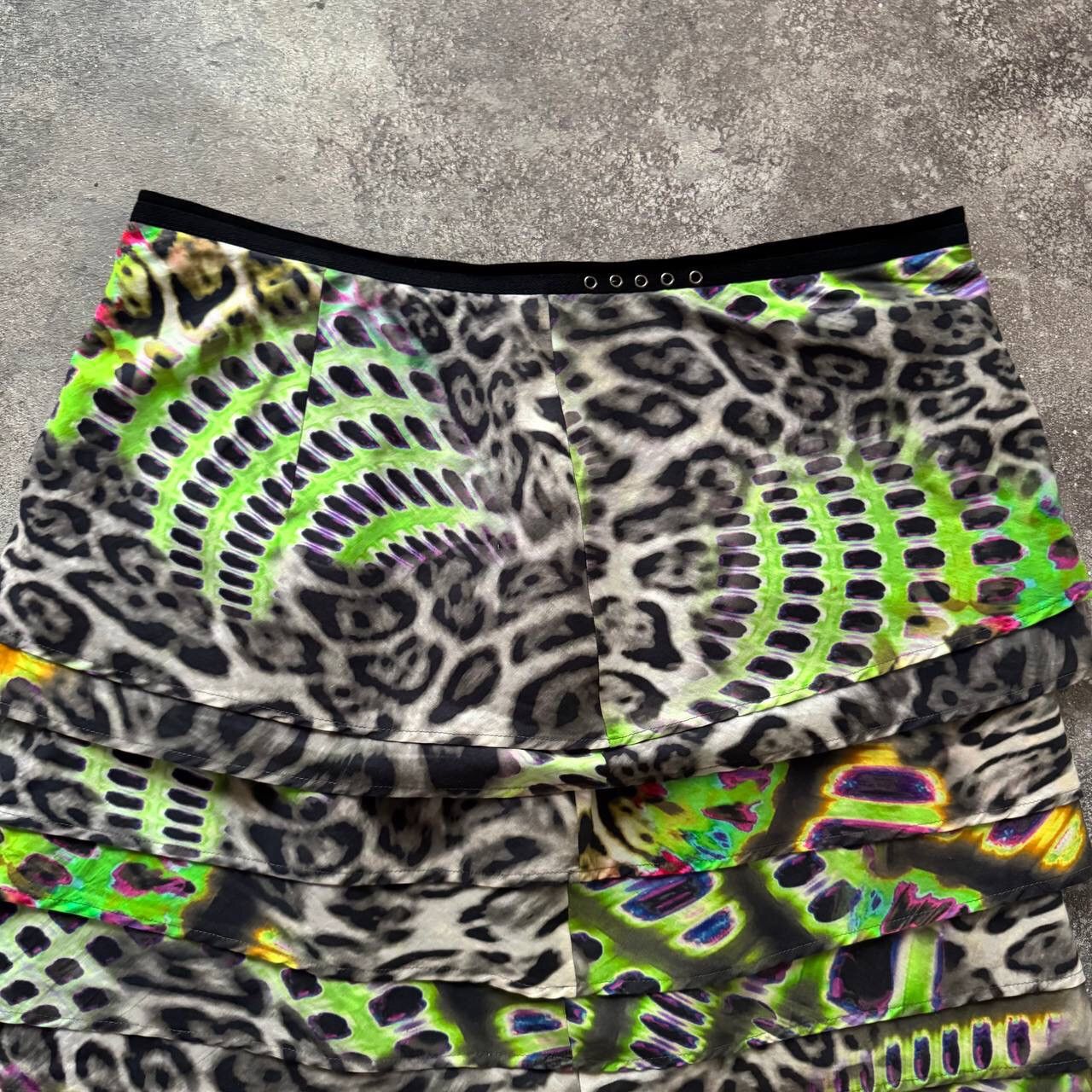 Hysteric Glamour × Japanese Brand Marc Cain Leopard Printed Pleated Skirt Size 32" / US 10 / IT 46 - 4 Thumbnail