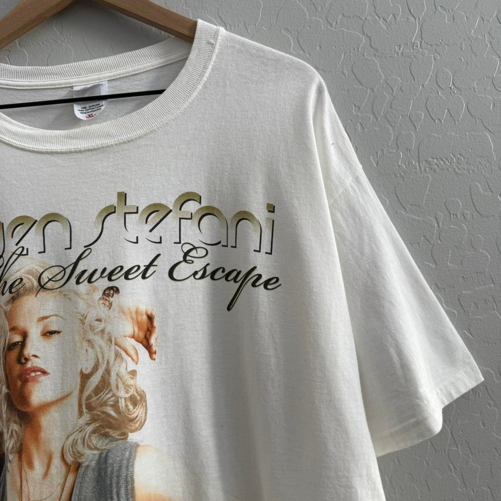 Anvil Vintage Gwen Stefani The Great Escape T-Shirt Size US XL / EU 56 / 4 - 4 Thumbnail