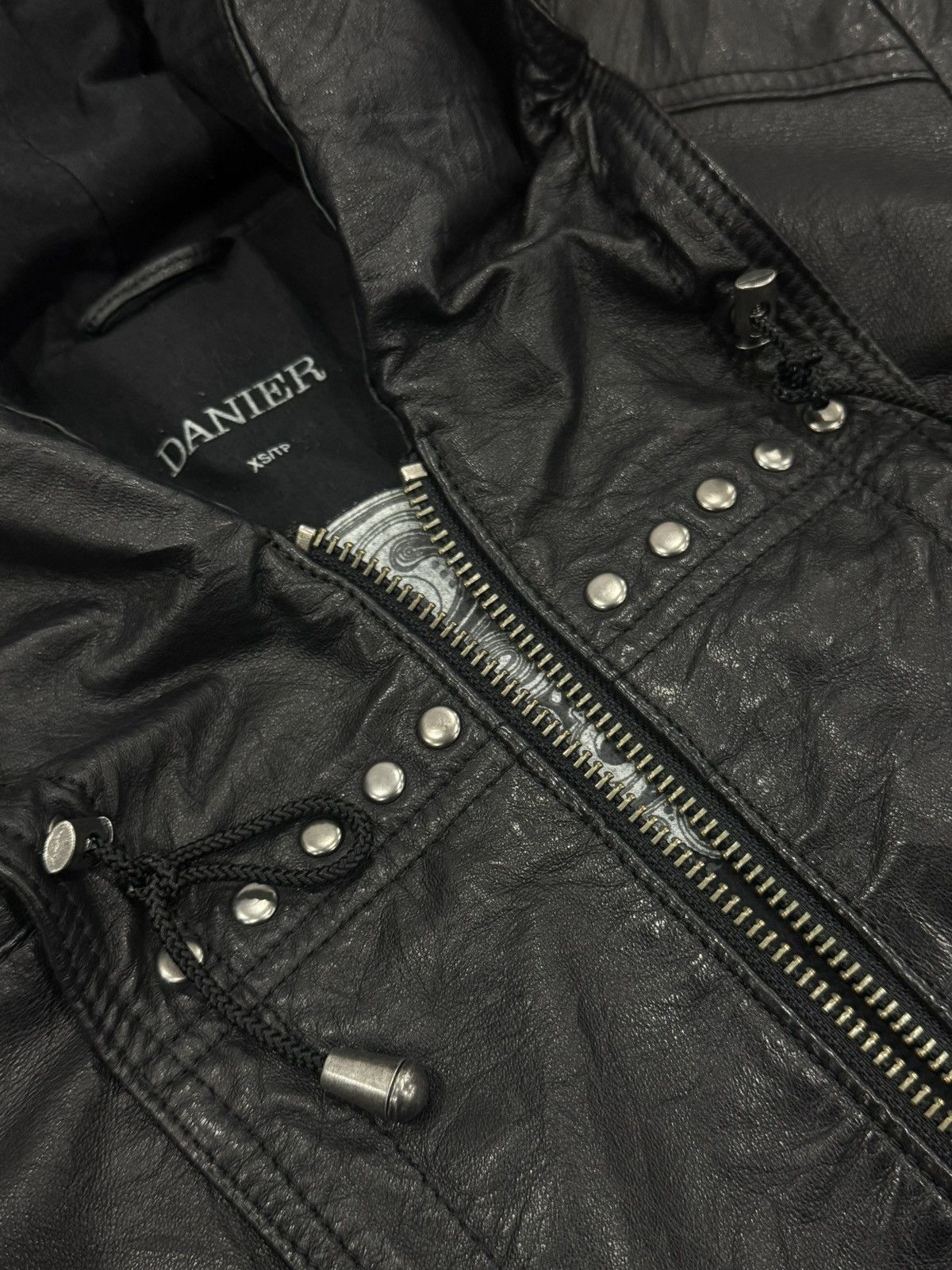 Danier Rare Danier Archive Studded Leather Biker Jacket with Hood Size XS / US 0-2 / IT 36-38 - 7 Thumbnail