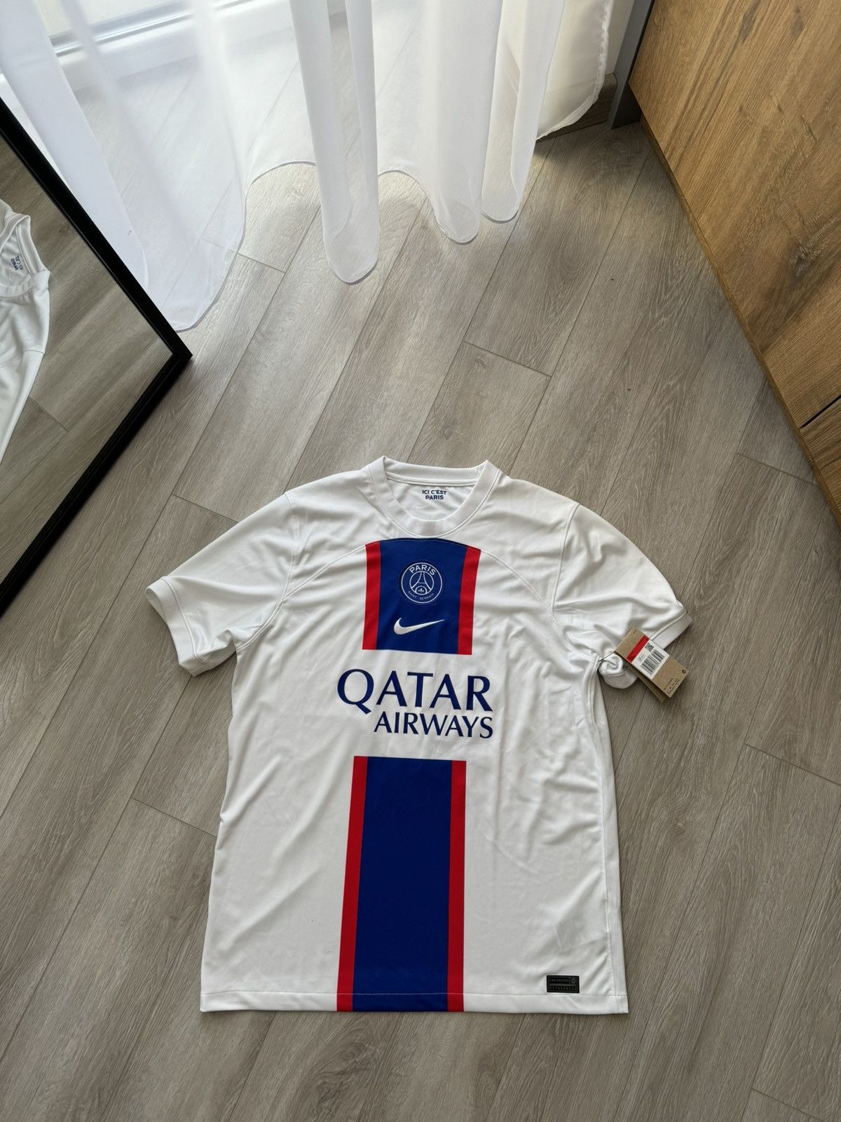 Nike 2022/23 PSG Authentic Third Jersey #10 Neymar Jr Medium Size US L / EU 52-54 / 3 - 1 Thumbnail