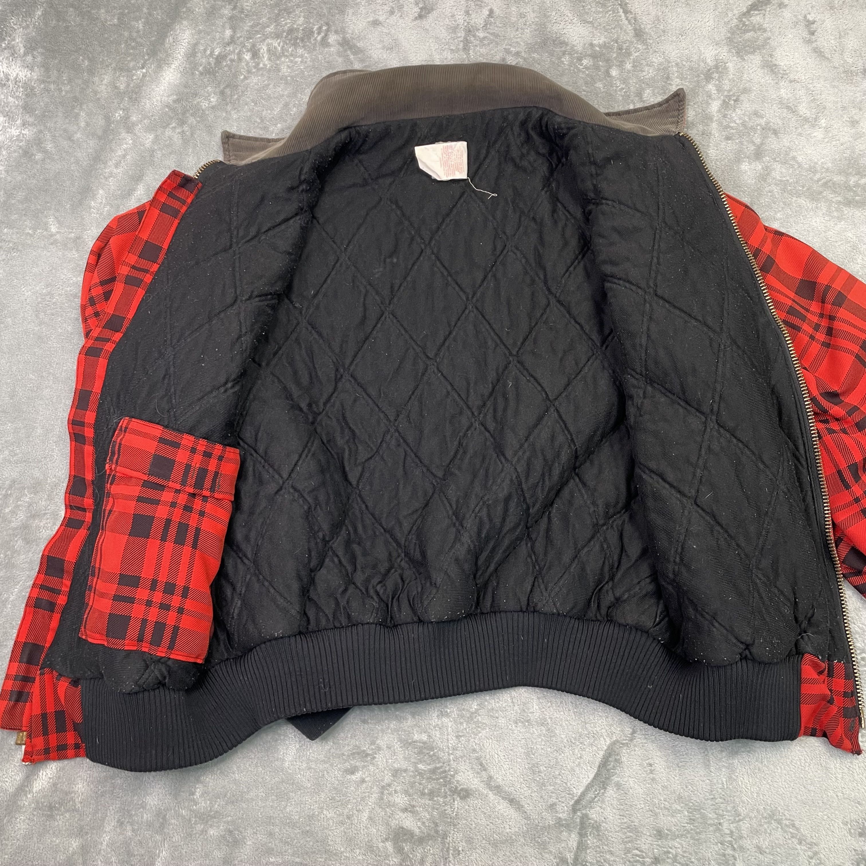 Carhartt × Vintage Vintage 80s Plaid Carhartt insulated jacket Thrashed Size US XXL / EU 58 / 5 - 10 Thumbnail
