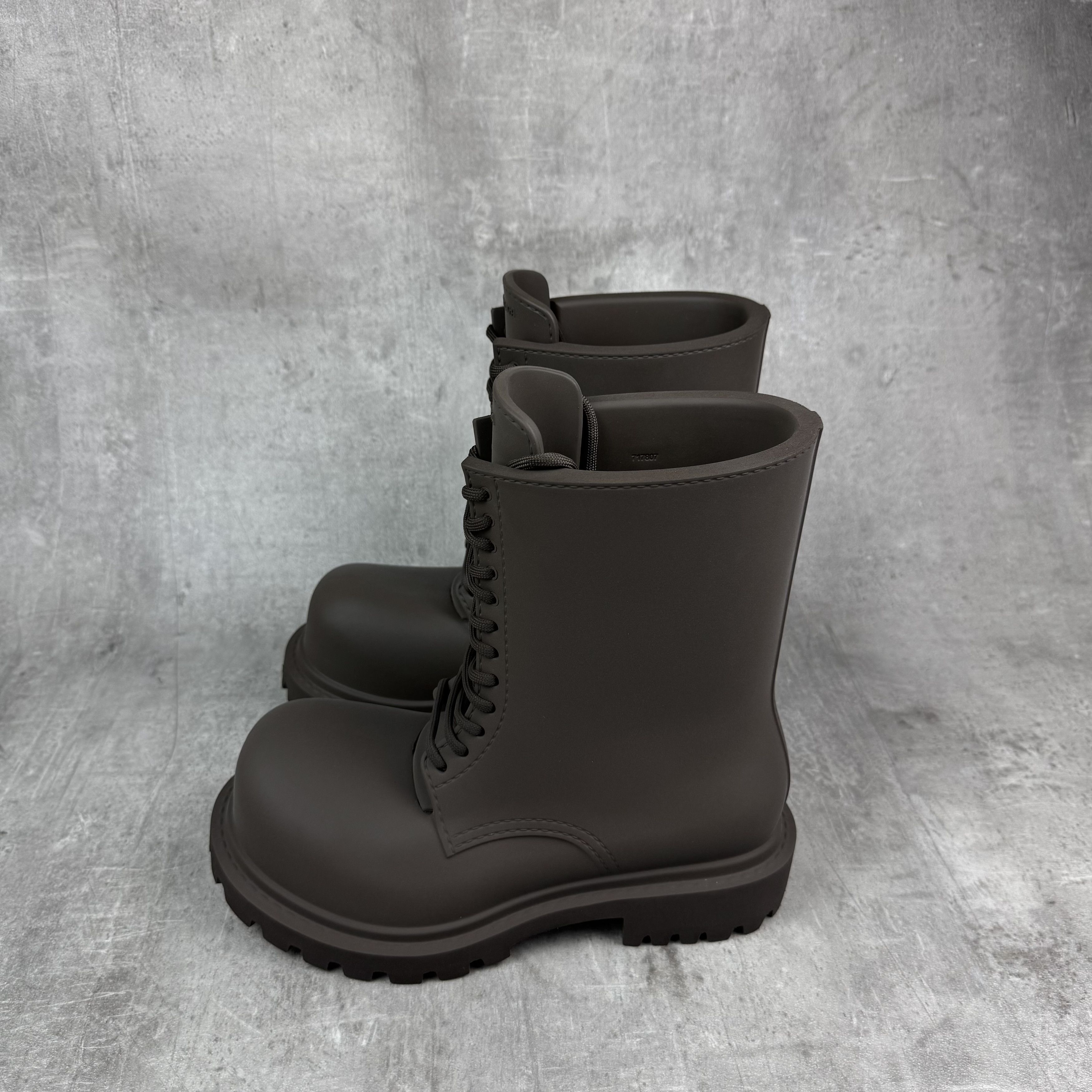 Balenciaga BALENCIAGA Steroid Boots in Brown Size US 6 / EU 39 - 7 Thumbnail