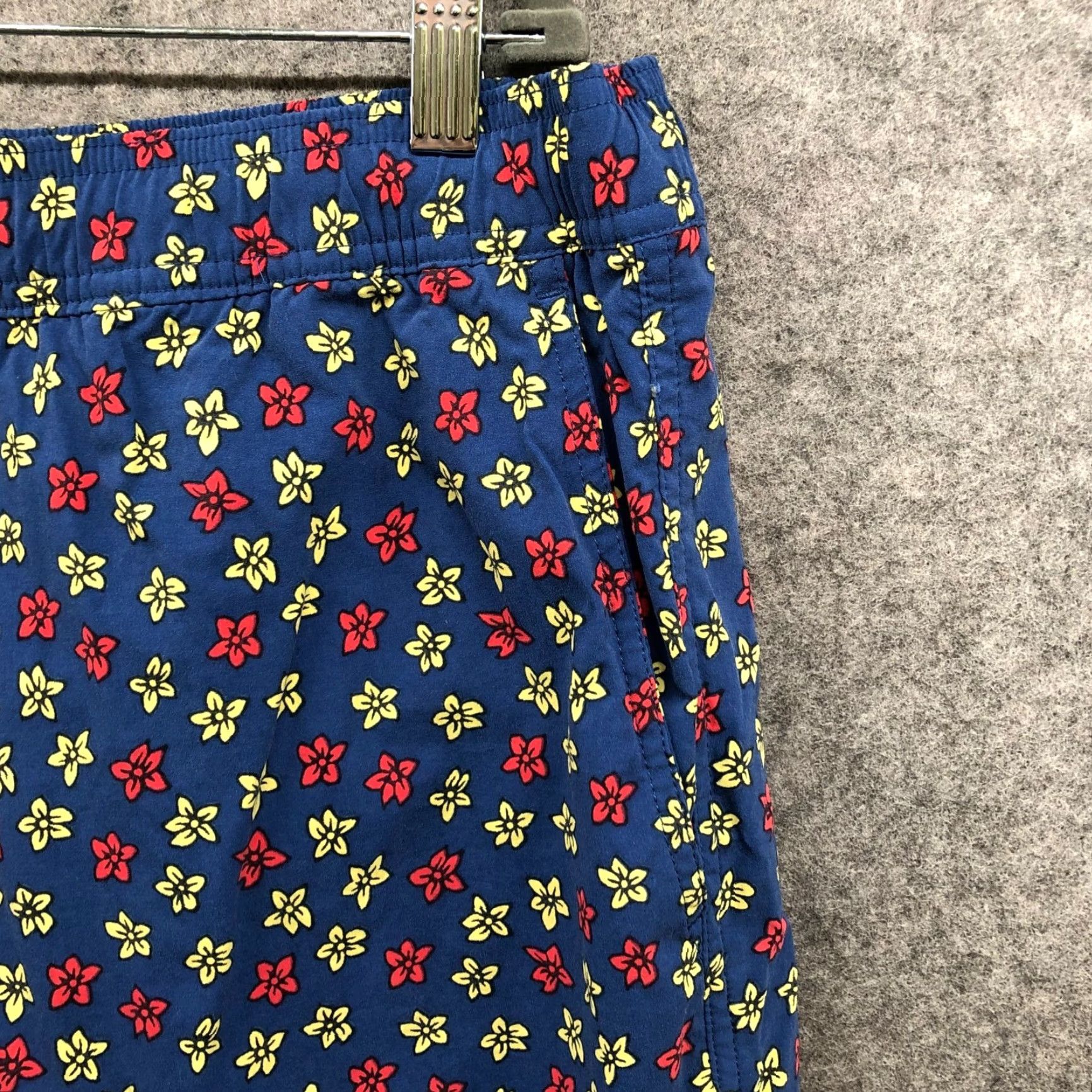 J.Crew VINTAGE J.CREW 6'' Stretch Eco Swim Trunk XL Blue Floral Jumping Flowers Mens Size US 36 / EU 52 - 3 Thumbnail