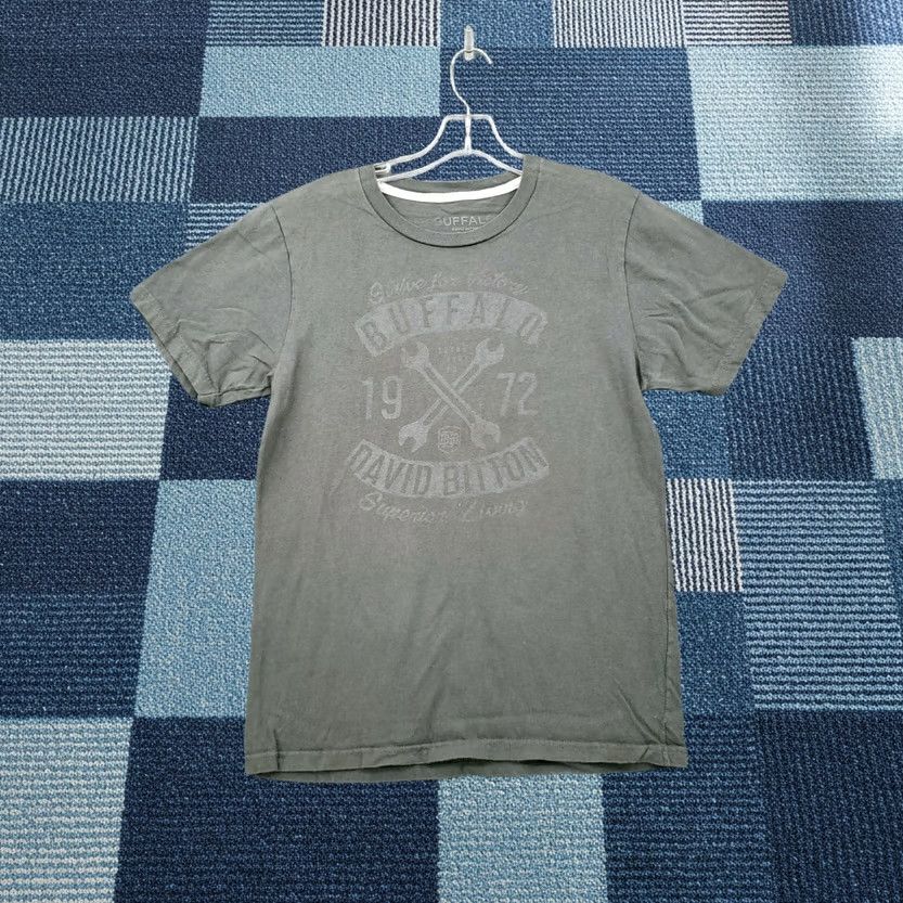 Buffalo David Bitton Buffalo David Bitton Womens S Small Gray Strive For Victory Pullover Tee Shirt Size S / US 4 / IT 40 - 1 Thumbnail