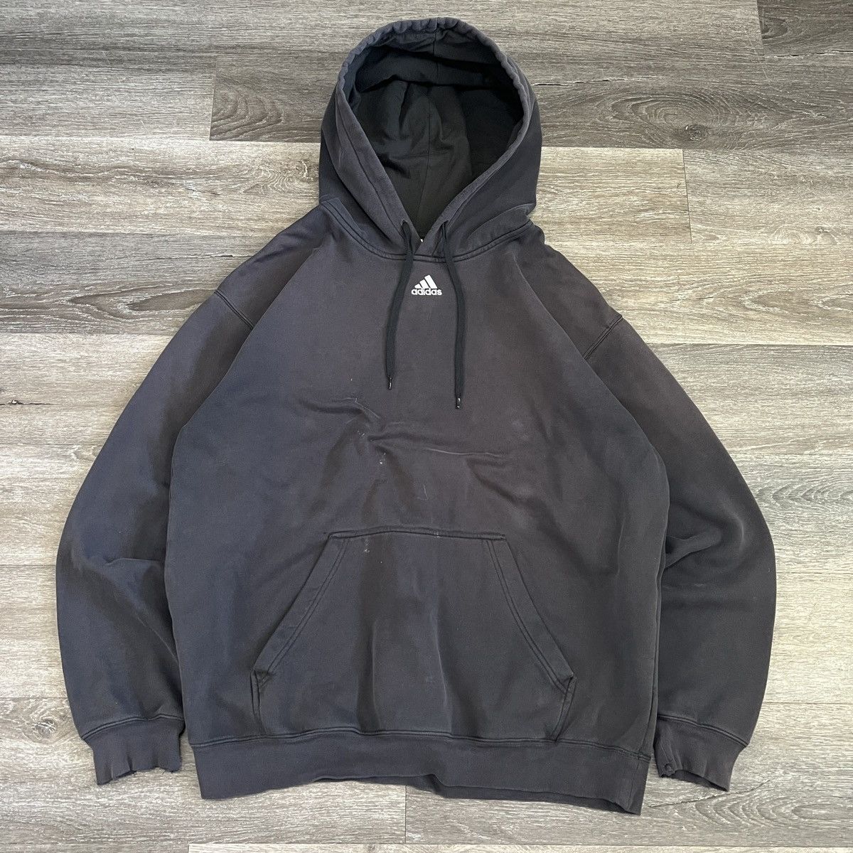 Crazy Vintage 90s Adidas center logo faded black hoodie