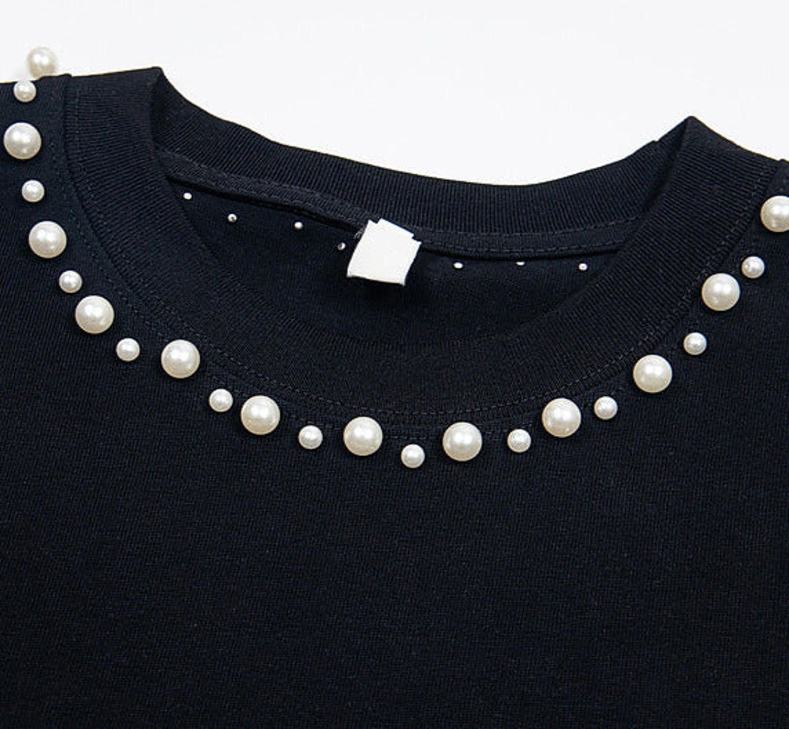 Designer Pearl and Rhinestone Embellished Statement Tee Size US M / EU 48-50 / 2 - 3 Thumbnail