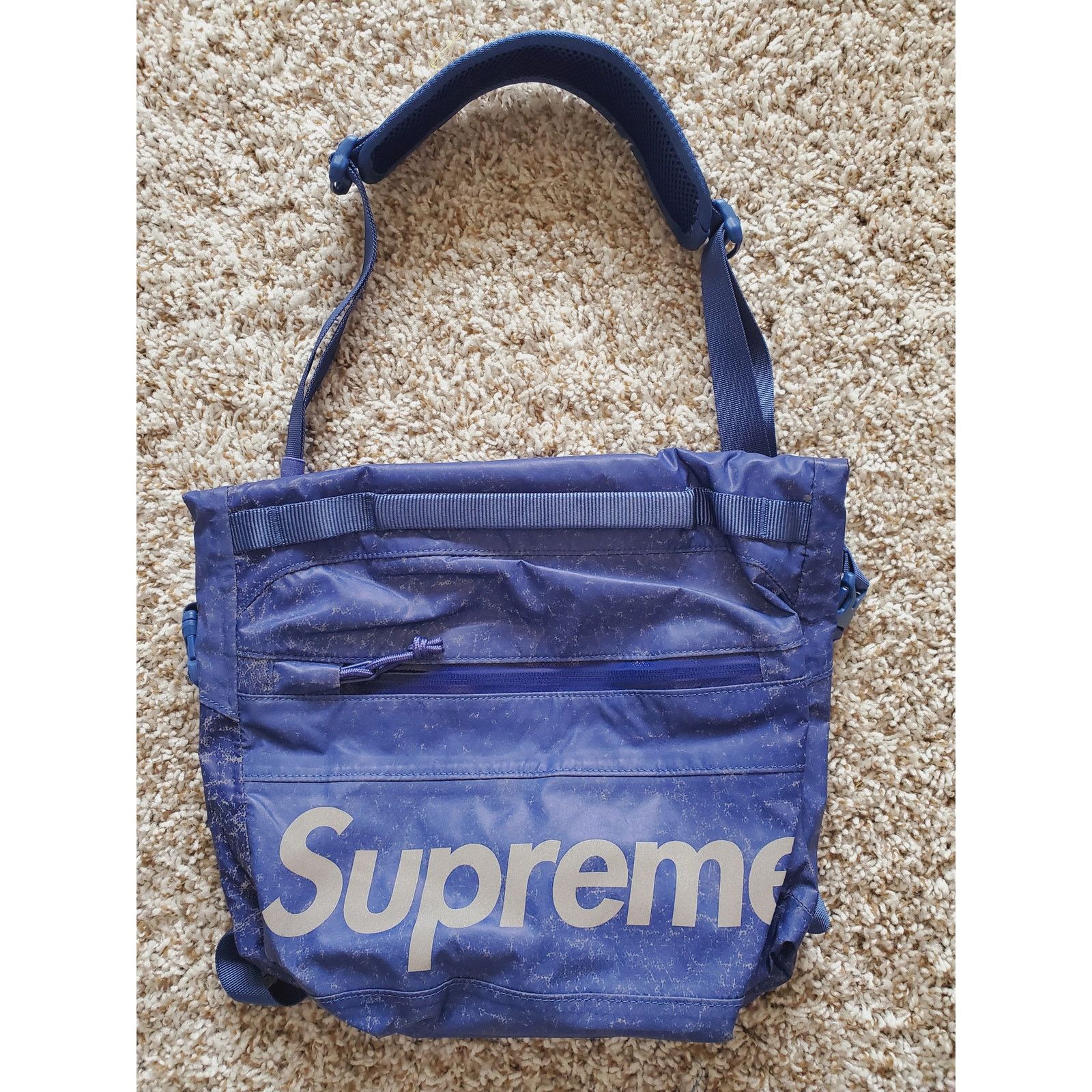 Supreme Supreme Waterproof Reflective Speckled Blue Shoulder Bag Size ONE SIZE - 1 Thumbnail