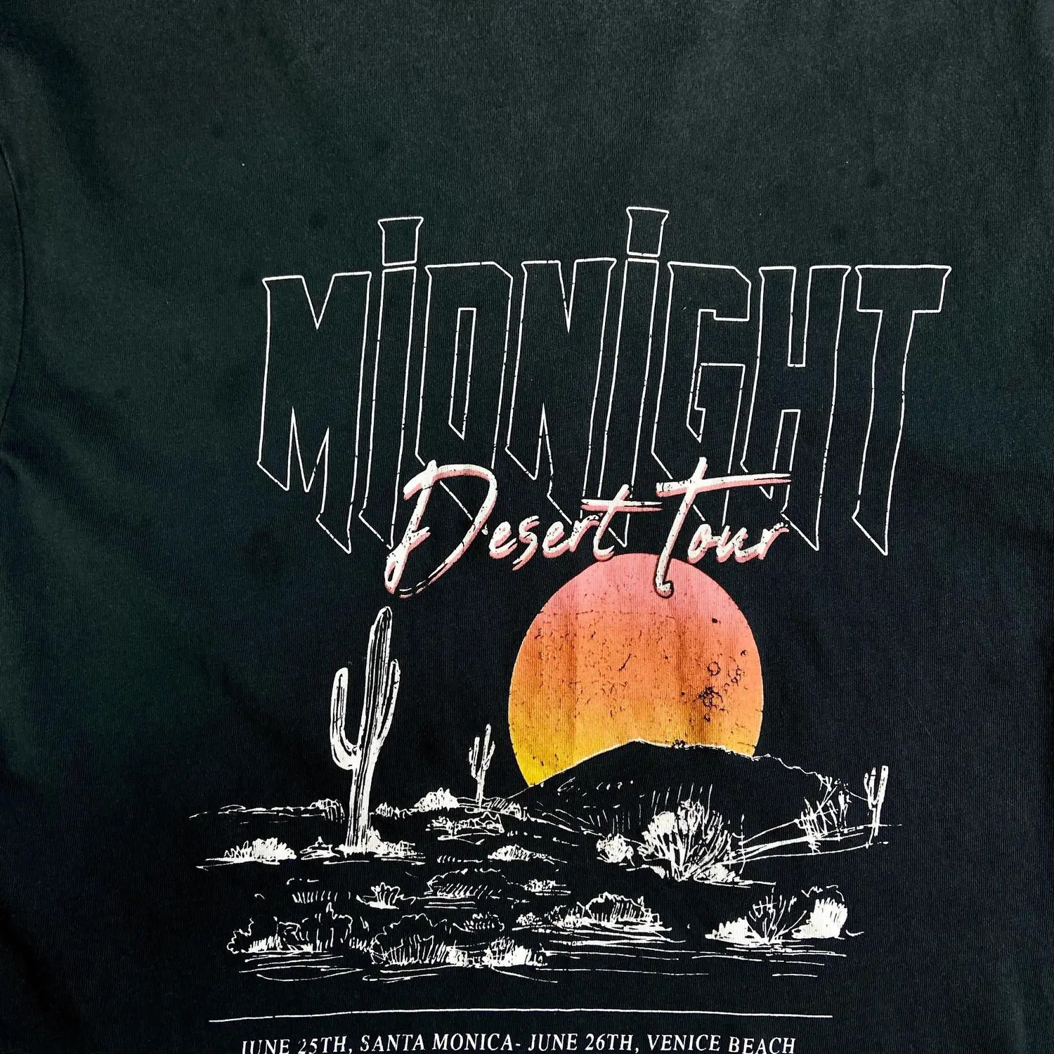 Band Tees Mens Vintage T Shirt Midnight Desert Tour Size M Size US M / EU 48-50 / 2 - 5 Thumbnail