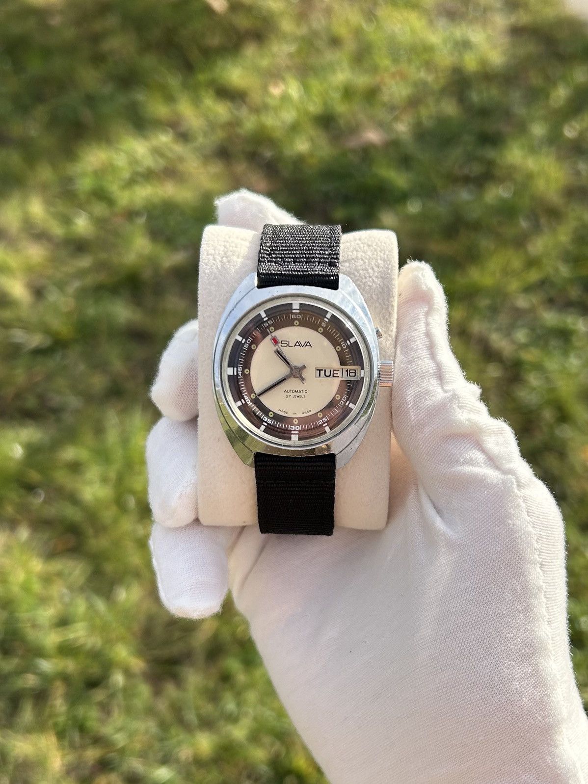 Vintage Vintage Watch Slava Made in USSR Soviet Mechanical 1980s Size ONE SIZE - 1 Thumbnail