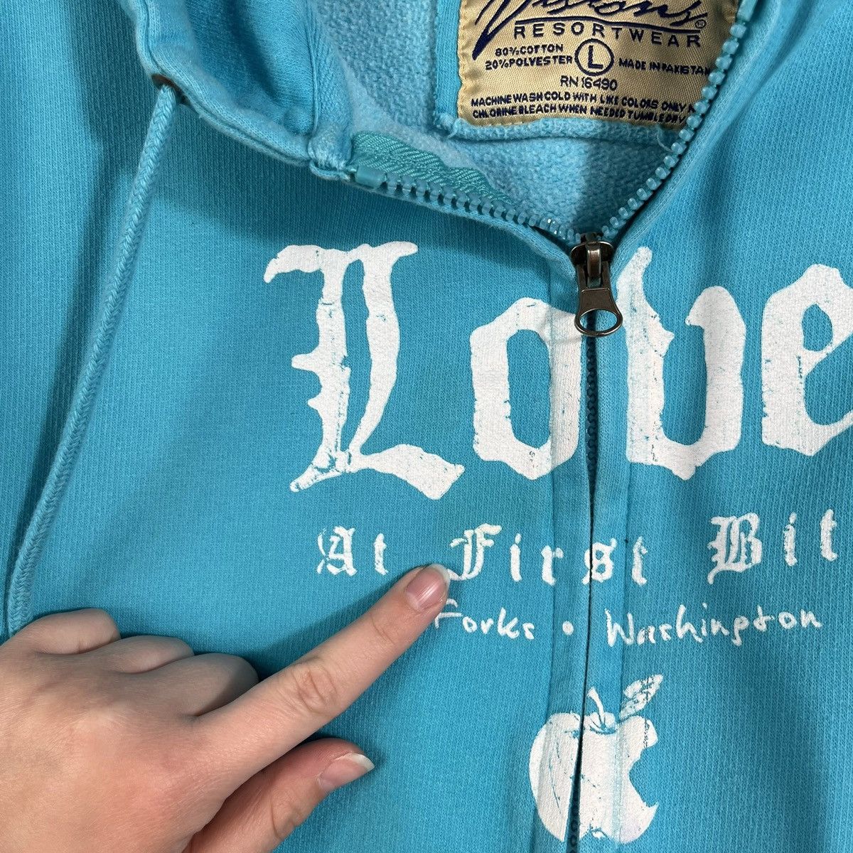Vintage Love At First Bite Forks WA Twilight Saga Zip Hoodie Size US L / EU 52-54 / 3 - 5 Thumbnail