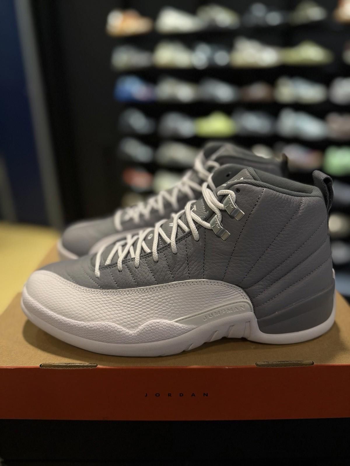 Jordan Brand Air Jordan 12 Retro Stealth CT8013-015 Size 11 New With Box Size US 11 / EU 44 - 6 Thumbnail
