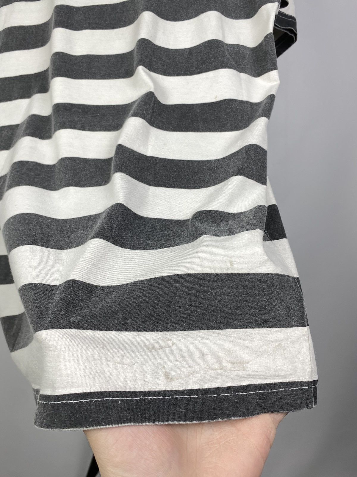 Independent Truck Co. × Vintage Vintage 90s Distressed Independent Logo Striped T Shirt Size US L / EU 52-54 / 3 - 9 Thumbnail