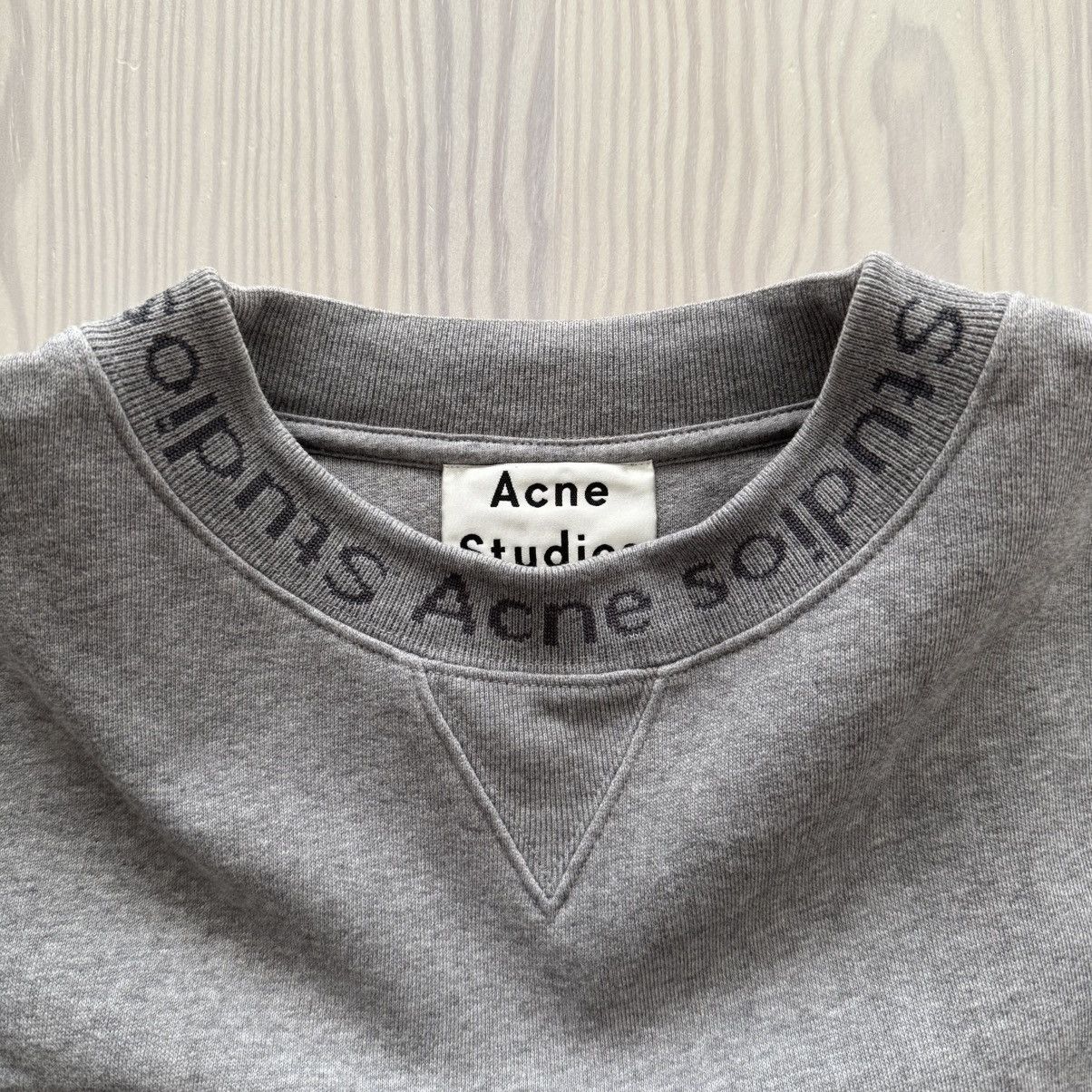 Acne Studios Acne Studios Flogho Sweatshirt (Grey) Size XS Size US XS / EU 42 / 0 - 2 Thumbnail