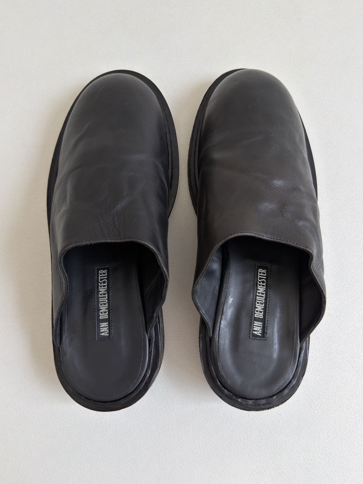 Ann Demeulemeester Early 2010s Black ‘Distressed Leather’ Mules Size US 8 / IT 38 - 14 Thumbnail