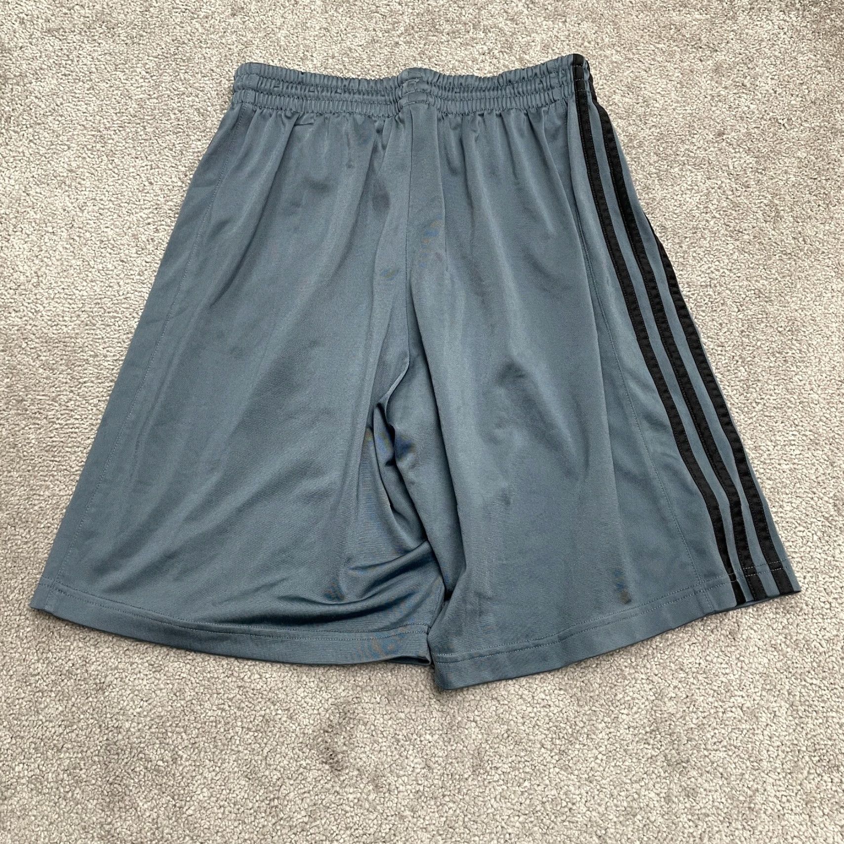 Adidas Adidas Basketball Training Shorts Men 26x9.5 Gray Elastic Active Athleisure Short Regular Waist 26in Drawstring Size US 26 / EU 42 - 2 Thumbnail