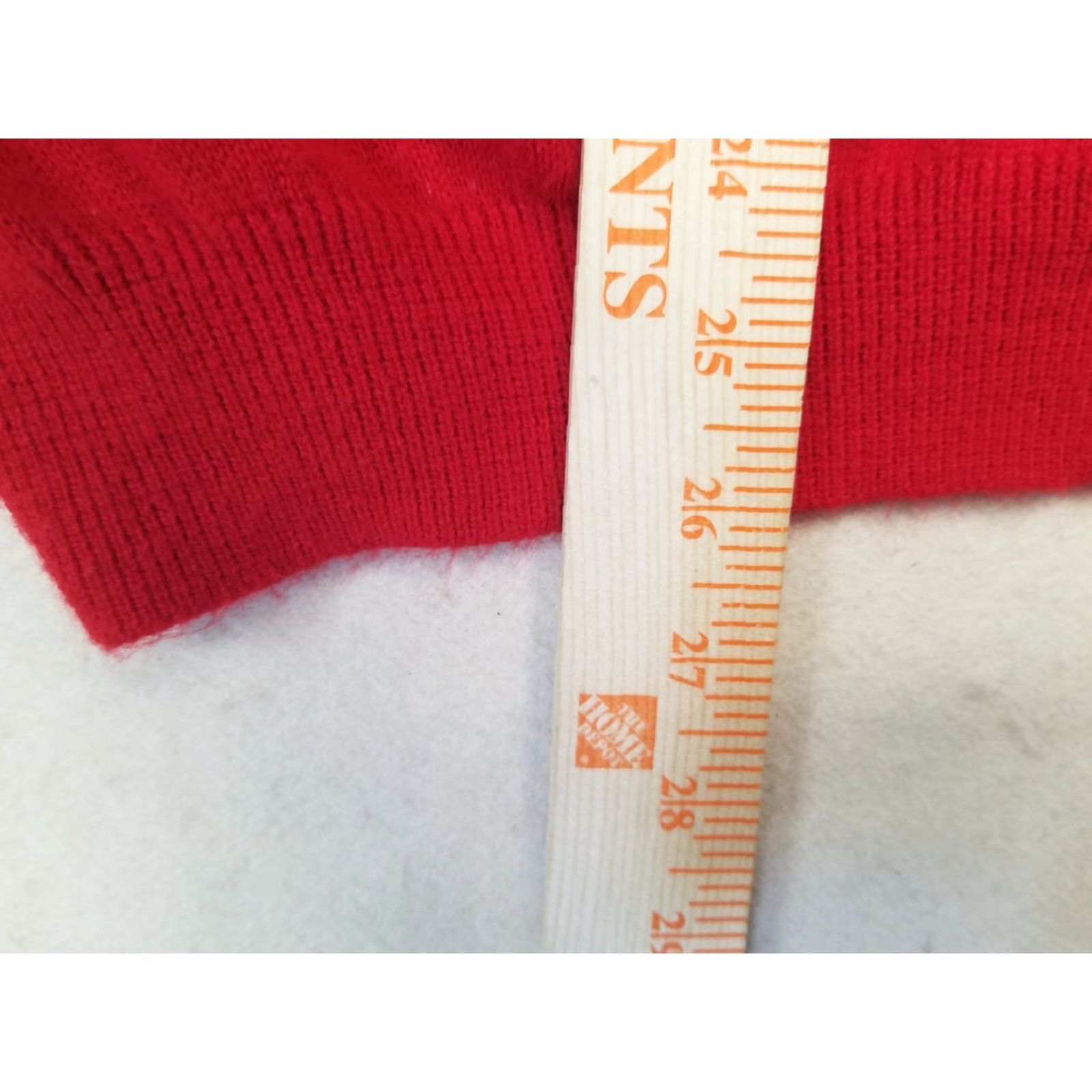Lacoste VINTAGE Lacoste Sweater Men XL Red V-Neck Pullover Knit Embroidered Logo USA Size US XL / EU 56 / 4 - 4 Thumbnail
