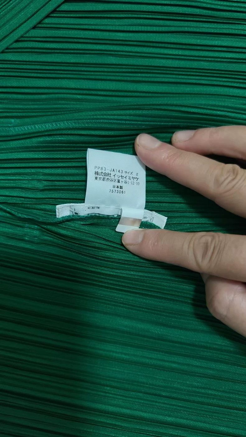 Issey Miyake issey miyake size:2 Green coat 2506-Nextarrow Size XXS / US 00 / IT 34 - 3 Thumbnail
