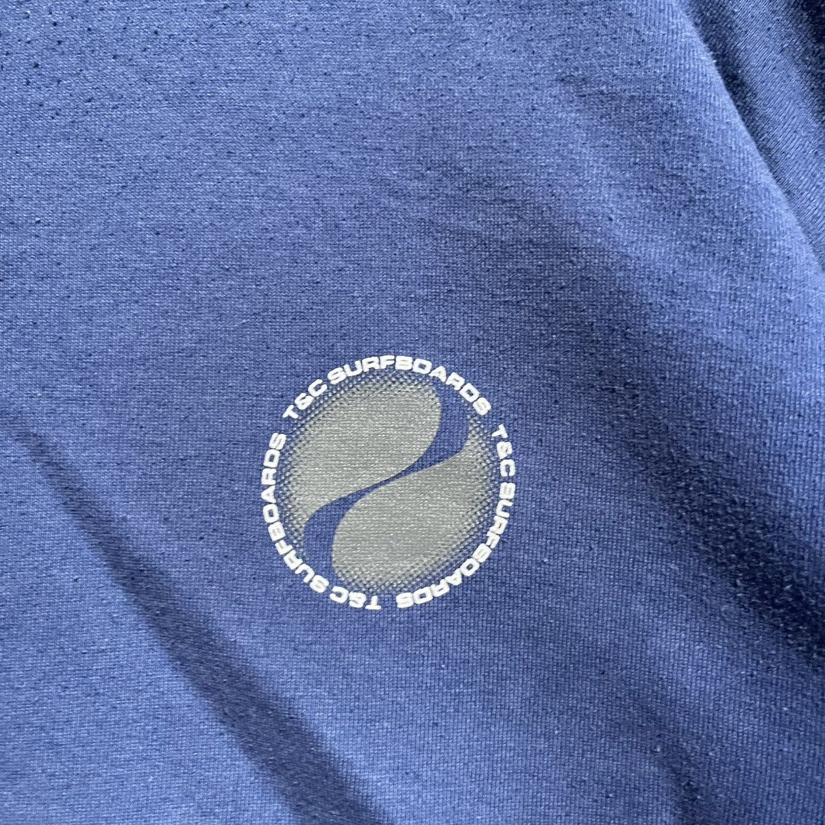 Vintage Vintage Y2K T&C Surfboards Yin Yang Logo Sweatshirt Size US L / EU 52-54 / 3 - 5 Thumbnail