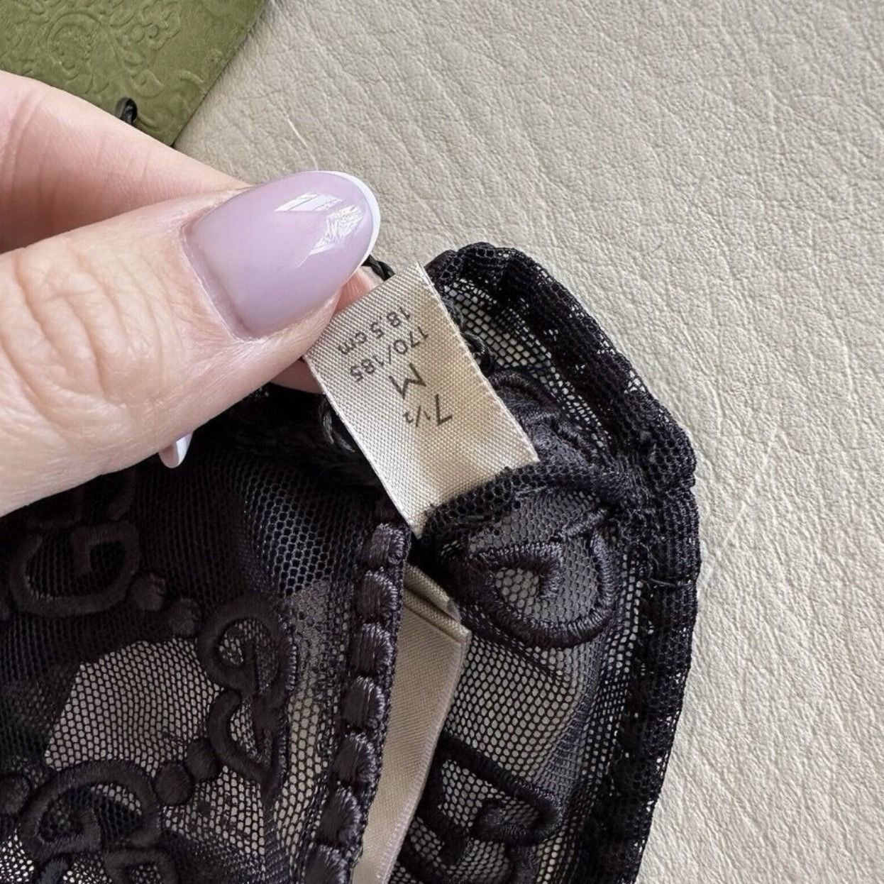 Gucci NWT GUCCI GLOVES TULLE LACE GG BLACK Sz 7.5 M Size ONE SIZE - 9 Thumbnail