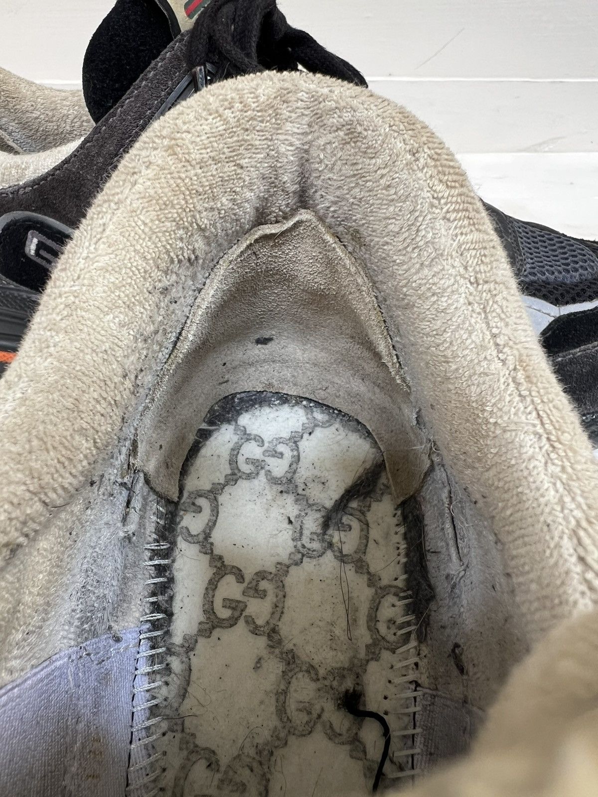 Gucci Gucci Ultrapace Black White Orange Size US 6 / EU 39 - 22 Thumbnail