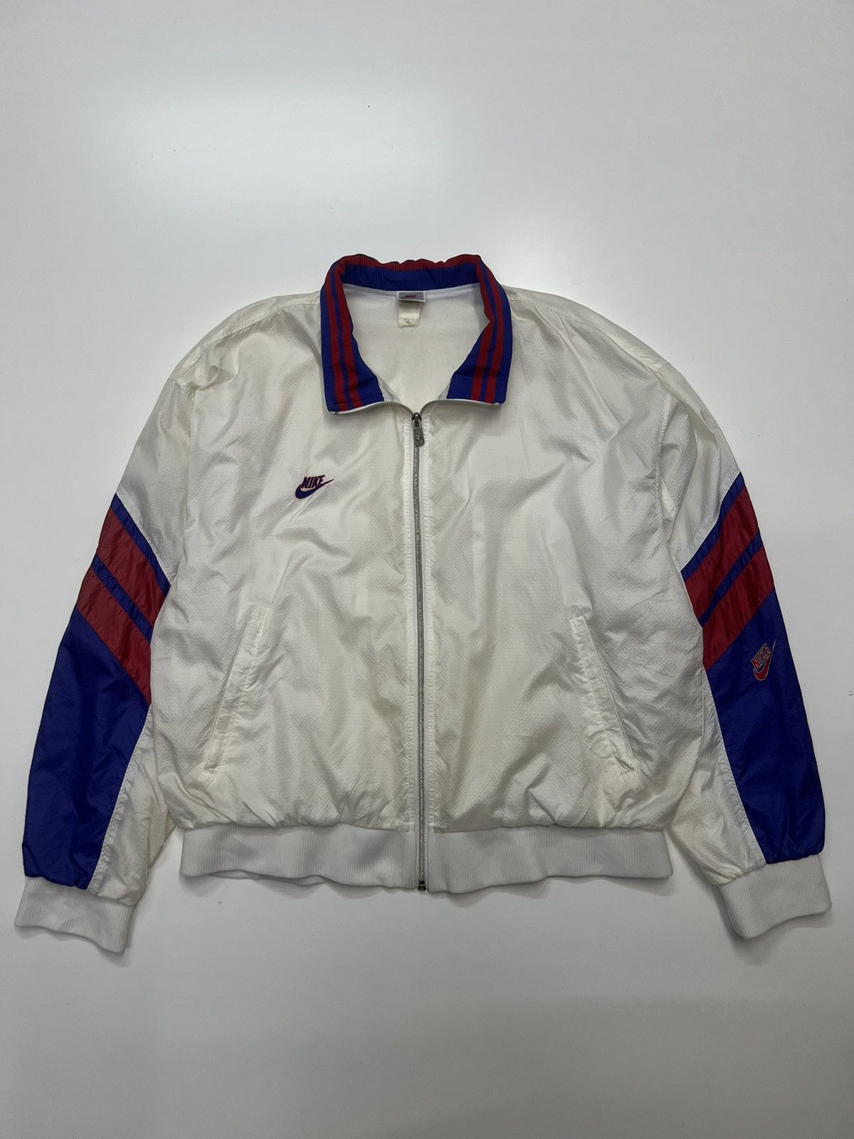 Vintage VINTAGE NIKE ZIPPER JACKET Size US XL / EU 56 / 4 - 1 Thumbnail