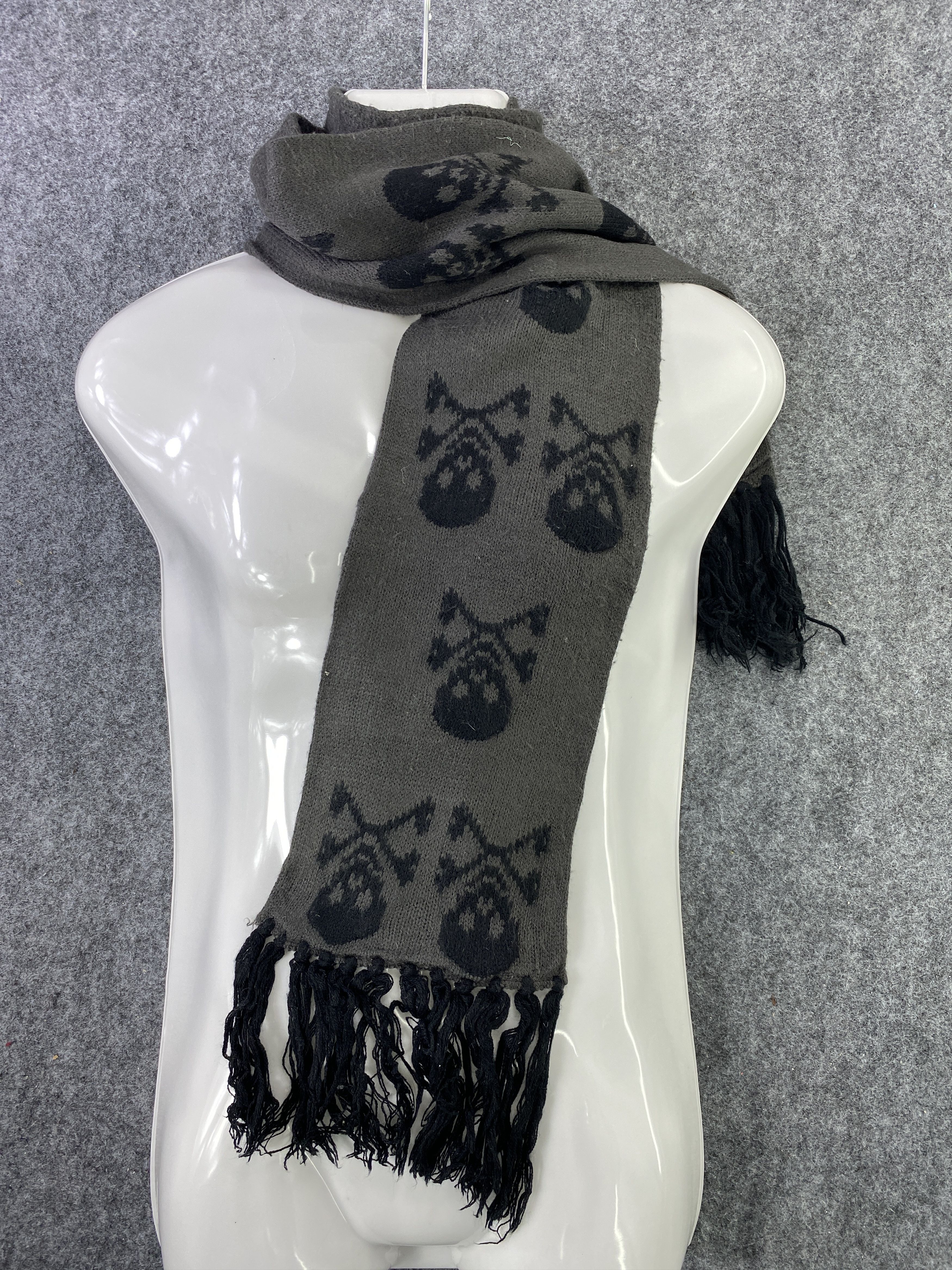 Designer Skull Scarf / Muffler / Neckwear -T369 Size ONE SIZE - 3 Thumbnail