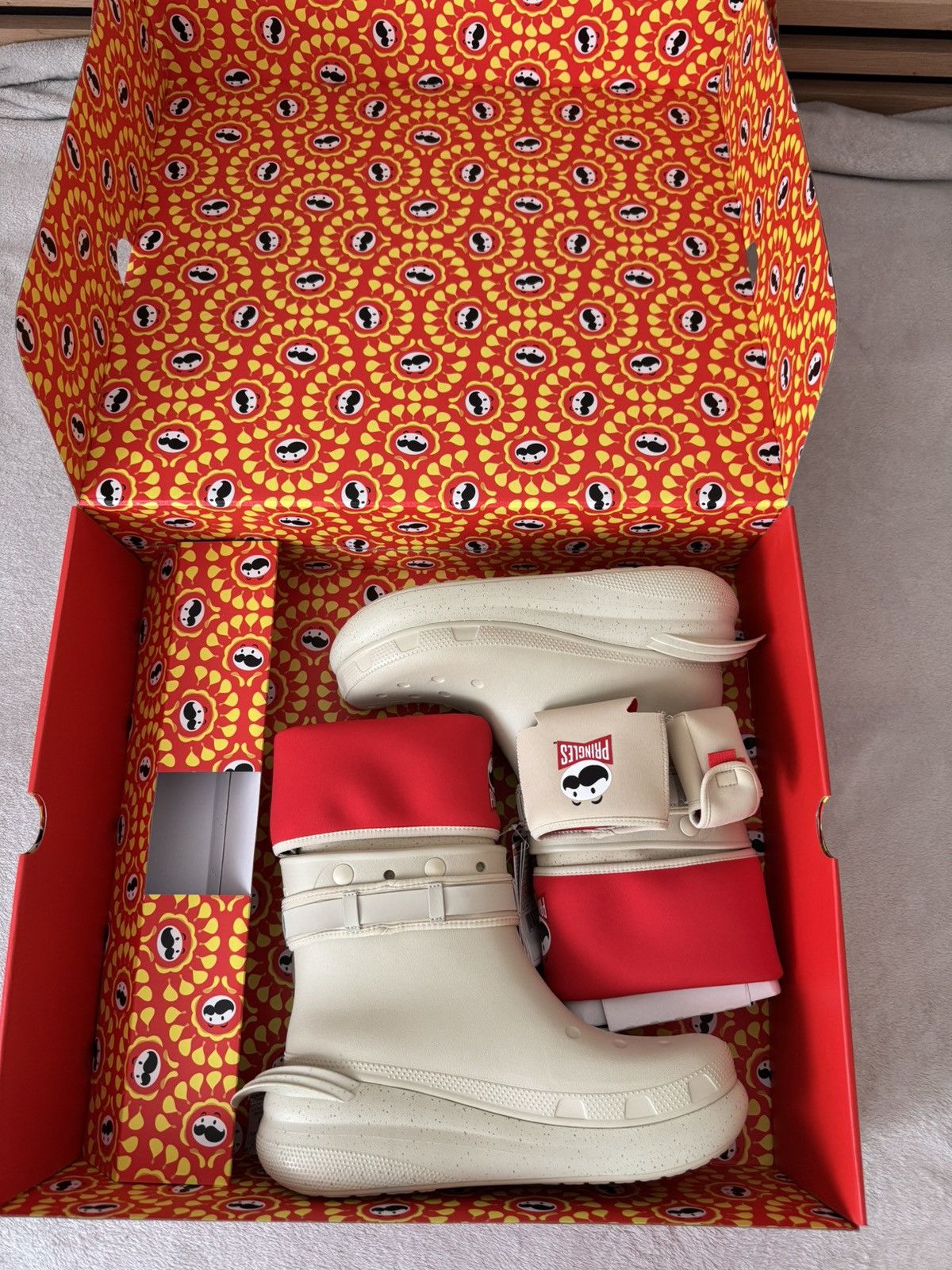 Crocs Crocs x Pringles BOOTS Size US 11 / EU 44 - 1 Thumbnail