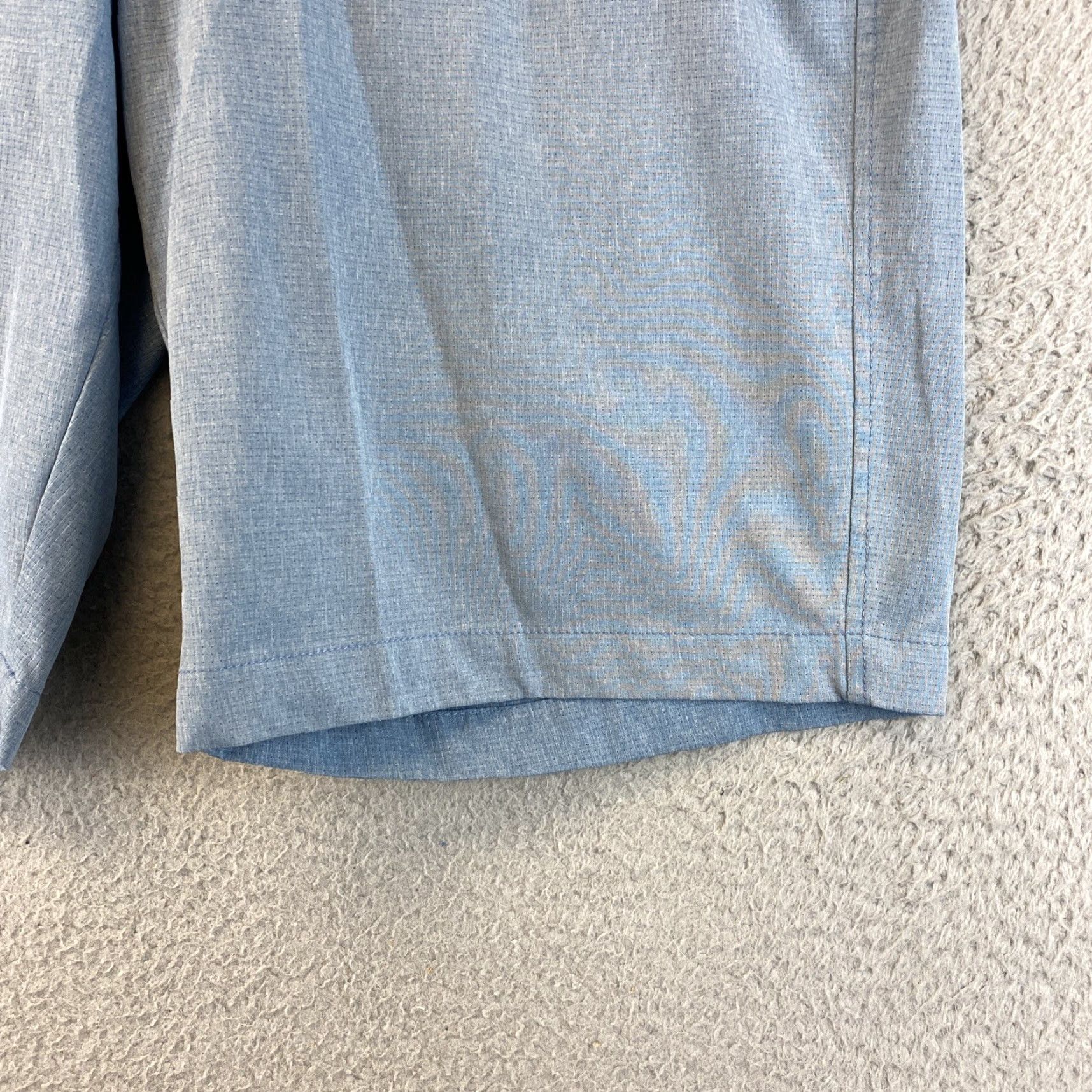 Under Armour Under Armour Shorts Mens 36 Blue Casual Golf Chino Shorts UA 48-39 Regular Waist Inseam 10 in Sliding Slash Pockets Size US 36 / EU 52 - 2 Thumbnail