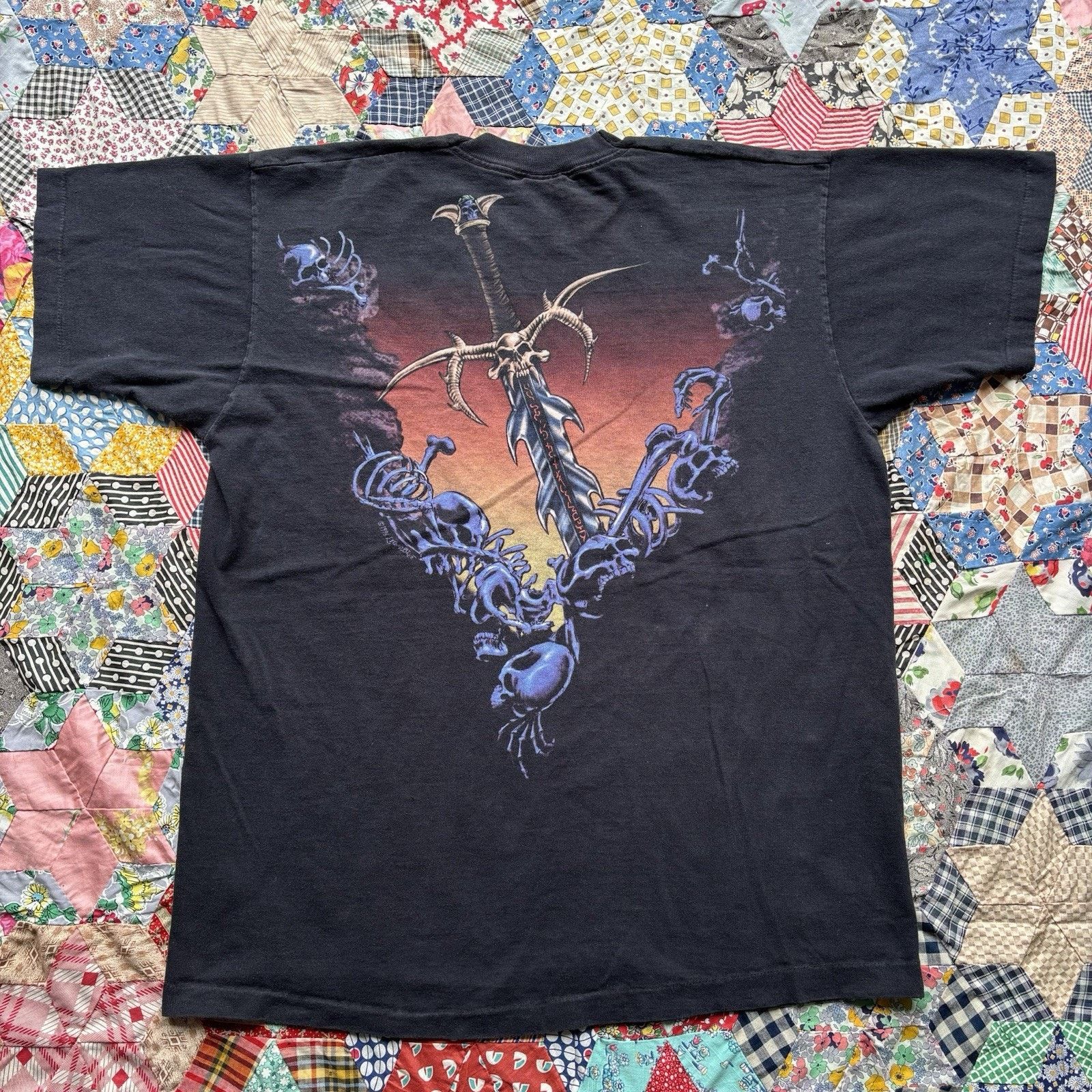 Liquid Blue Vintage 1998 Liquid Blue Skeletons Tee Size US XL / EU 56 / 4 - 2 Thumbnail