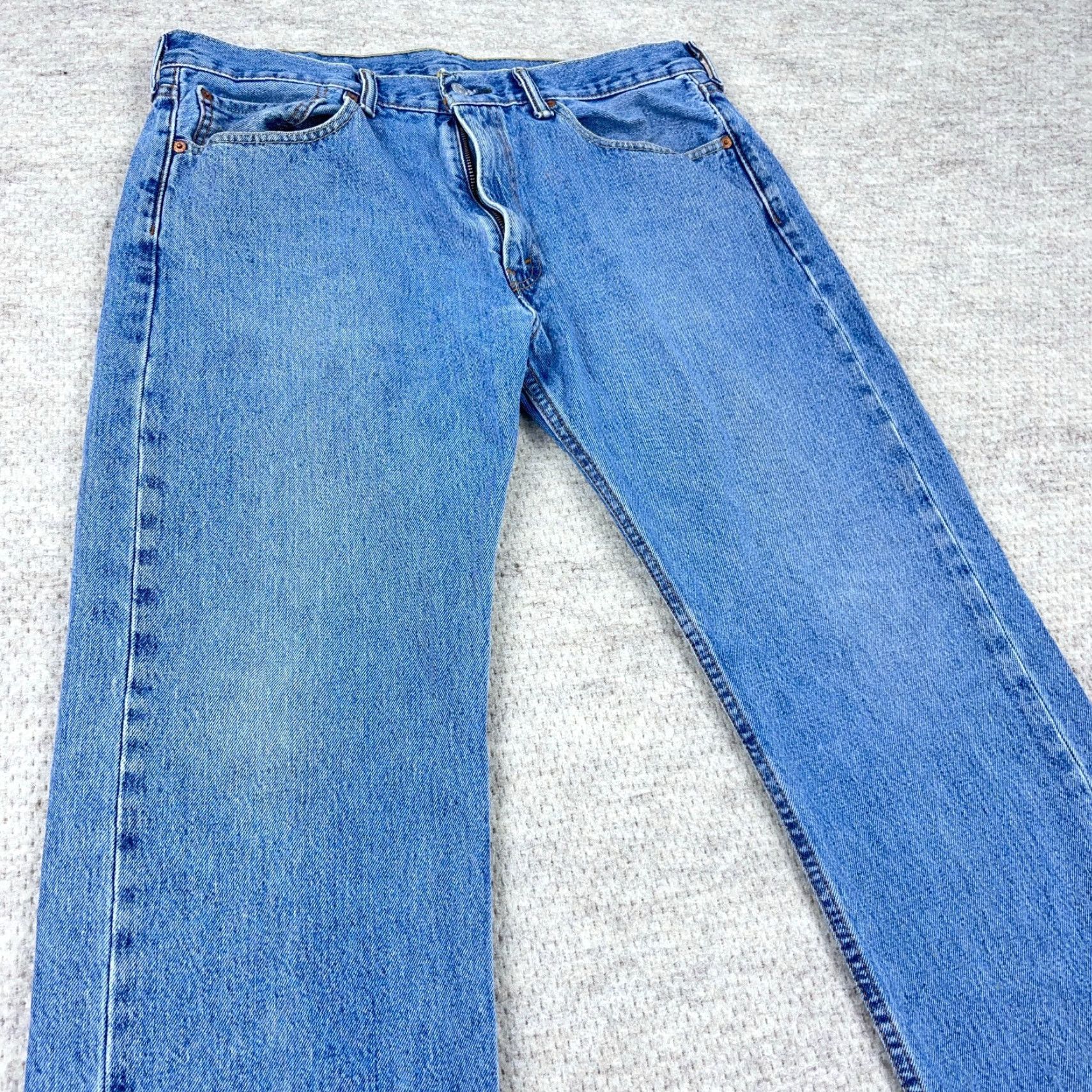 Levi's Levi's 505 Jeans Men Regular 36x30 Blue Denim Straight Fit Medium Wash Belt Loops 5-Pocket Logo Jeans Size US 36 / EU 52 - 5 Thumbnail