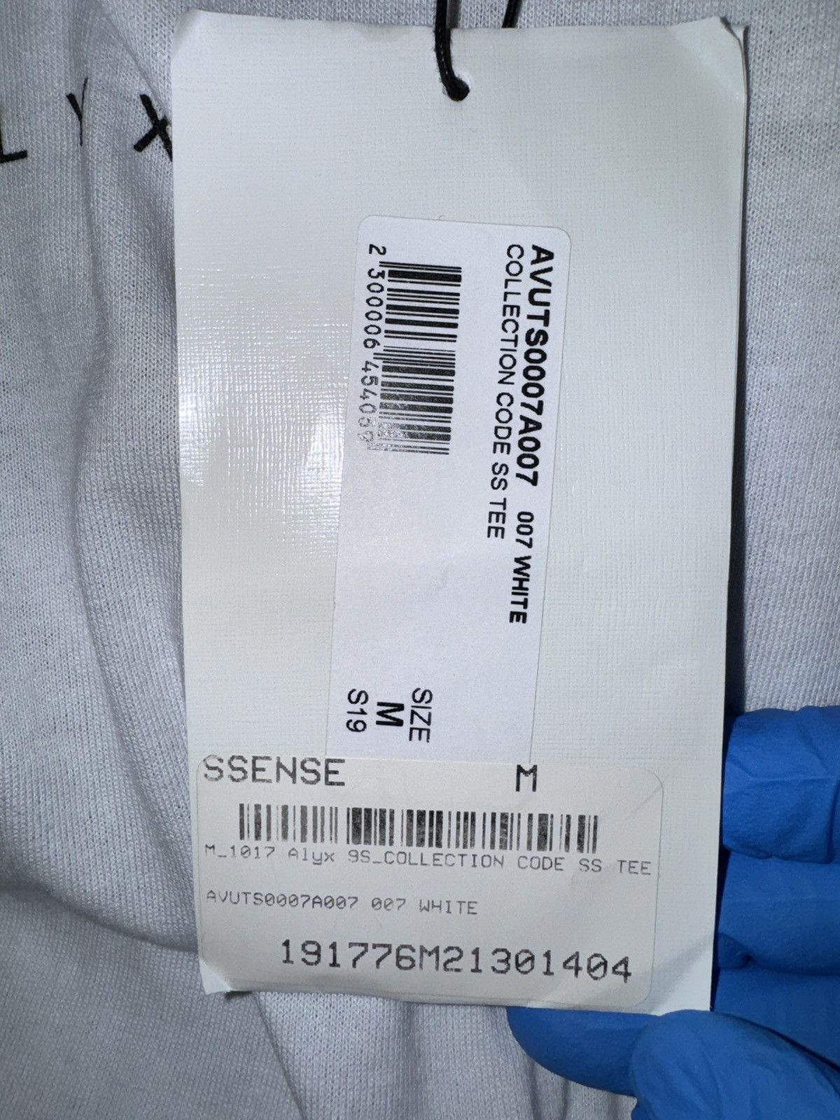 1017 ALYX 9SM 1017 ALYX 9SM White Collection Code T-Shirt Size US M / EU 48-50 / 2 - 5 Thumbnail