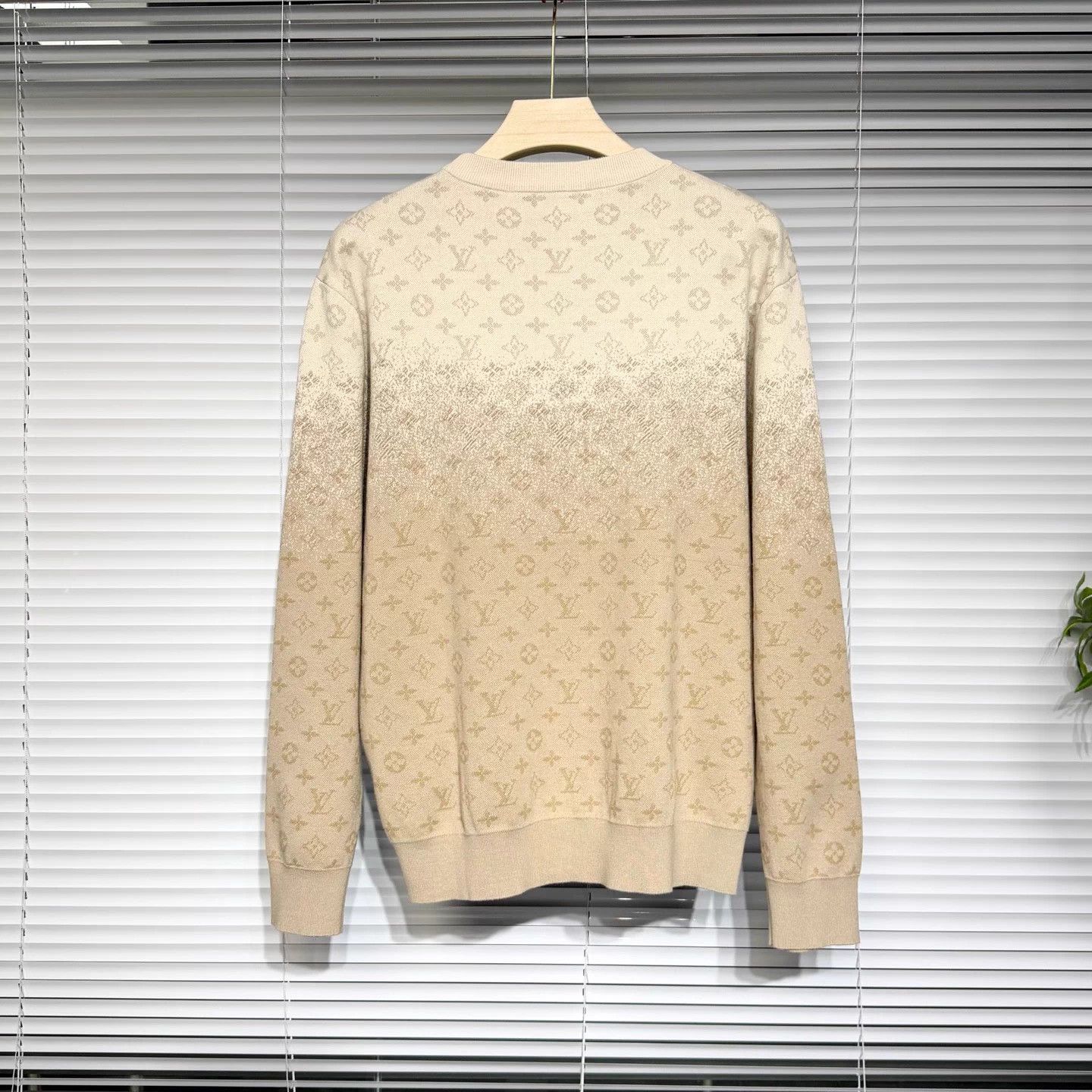 Louis Vuitton LV knit sweater SS26 khaki all over logo jacquard gradient XL Size US XL / EU 56 / 4 - 3 Thumbnail