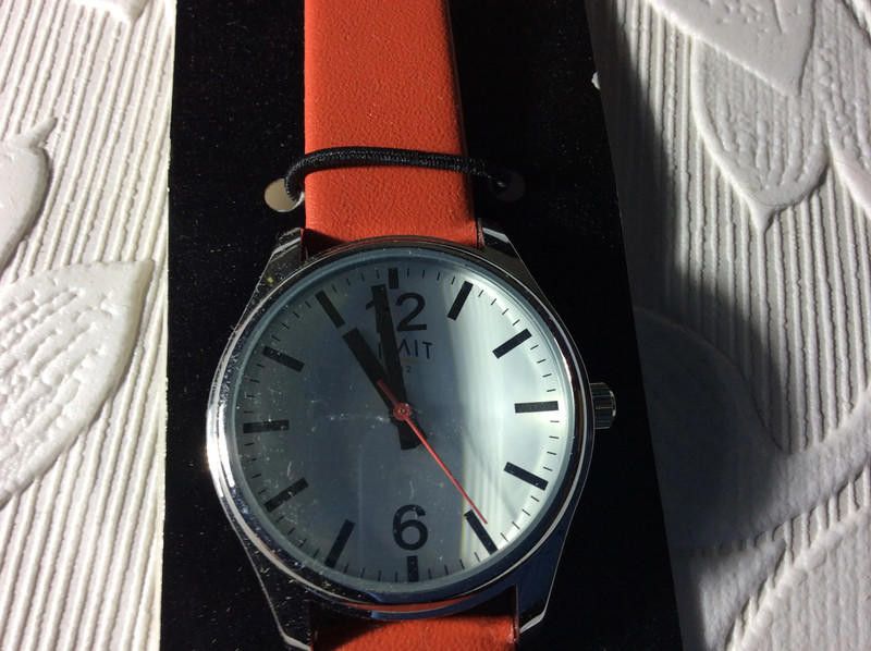 Designer Limit men's white dial red leather strap watch Size ONE SIZE - 5 Thumbnail