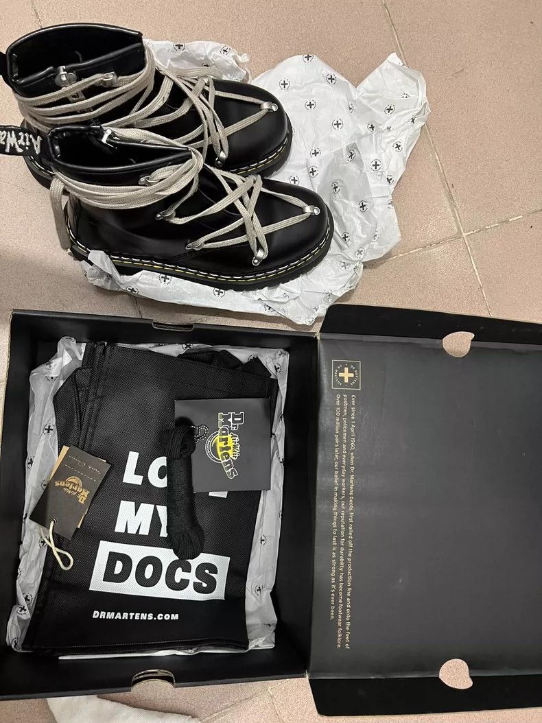 Dr. Martens Dr Martens High-Top Star Lace-Up Boots-dmc Size US 7.5 / EU 40-41 - 1 Thumbnail