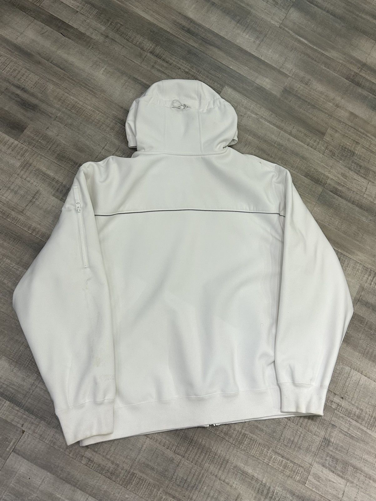 Supreme Supreme Windstopper Zip Up Hooded Sweatshirt Size US XL / EU 56 / 4 - 4 Thumbnail