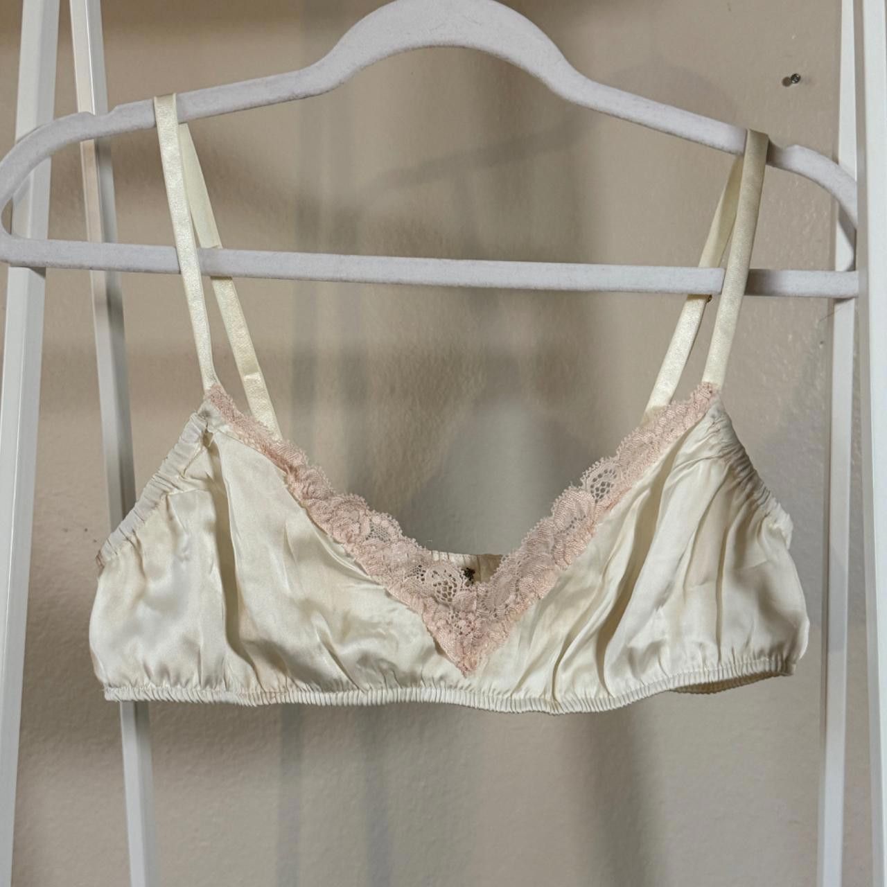 Free People white dainty satin bra with pink lace trim🤍🎀 Size ONE SIZE - 1 Thumbnail