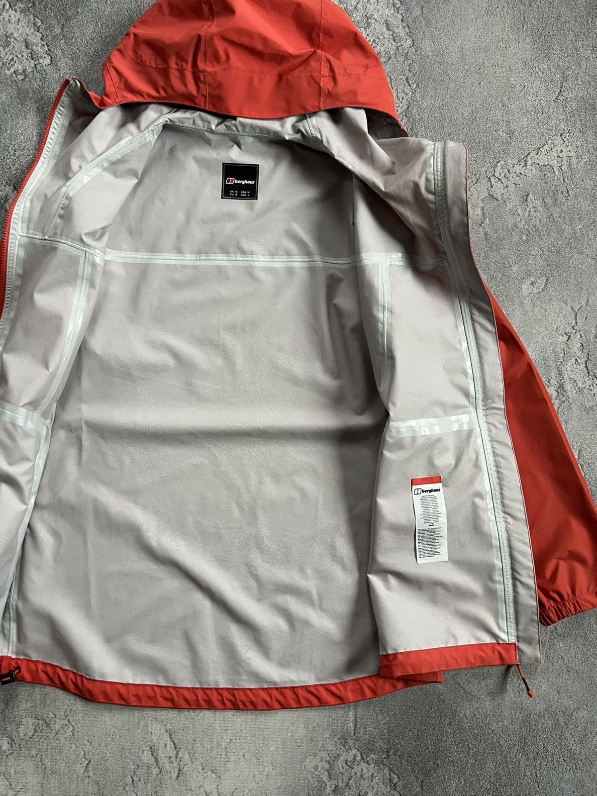 Berghaus Berghaus Hydroshell Lightweight Hooded Waterproof Jacket M Size US M / EU 48-50 / 2 - 6 Thumbnail
