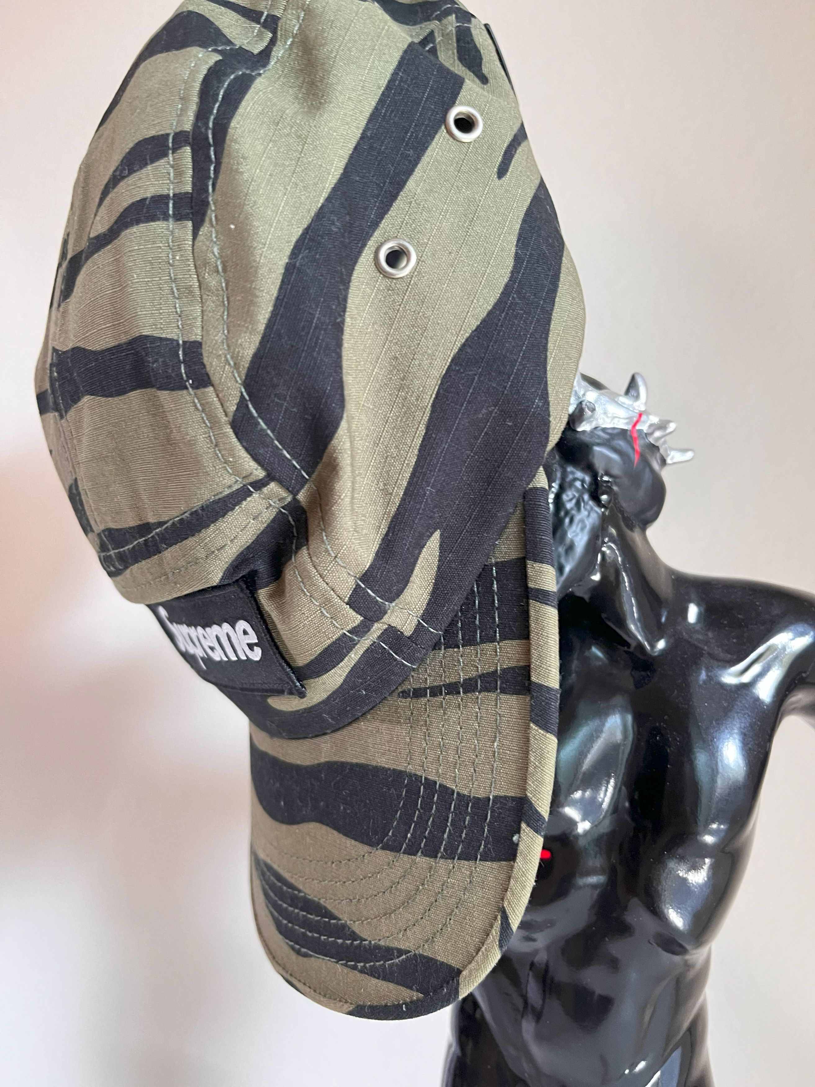 Supreme ARCHIVE_ICONIC SUPREME ZEBRA PRINT OLIVE CAMP CAP 5-PANEL Size ONE SIZE - 5 Thumbnail