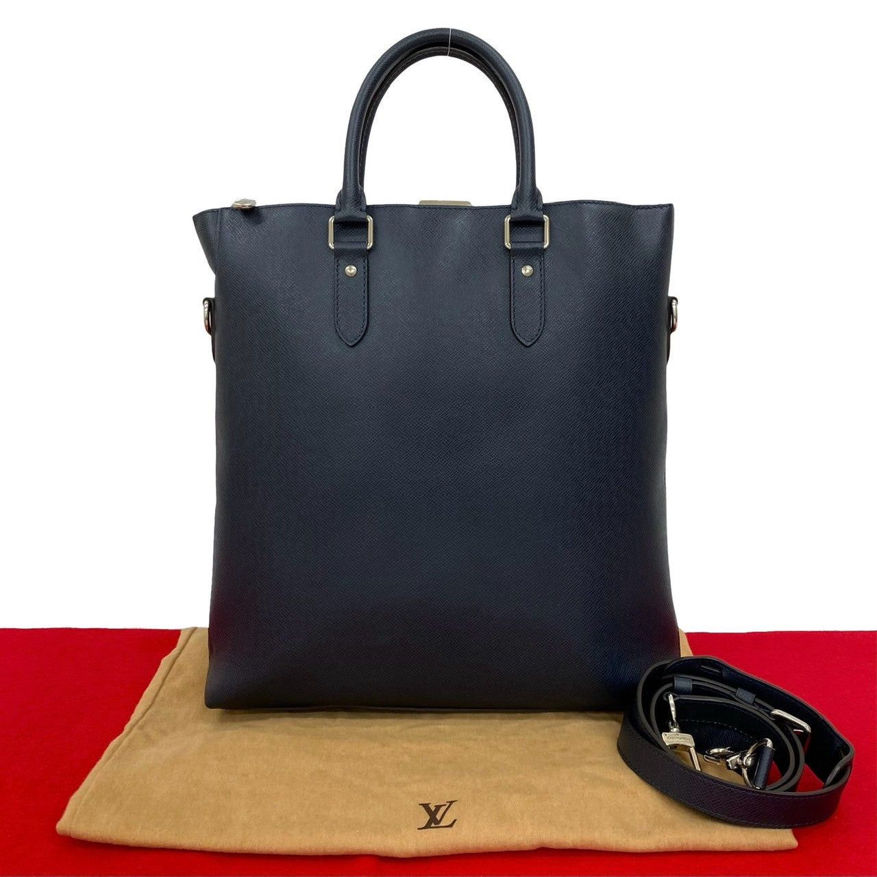 Louis Vuitton Louis Vuitton Shoulder Bag Blue Leather Size ONE SIZE - 1 Thumbnail