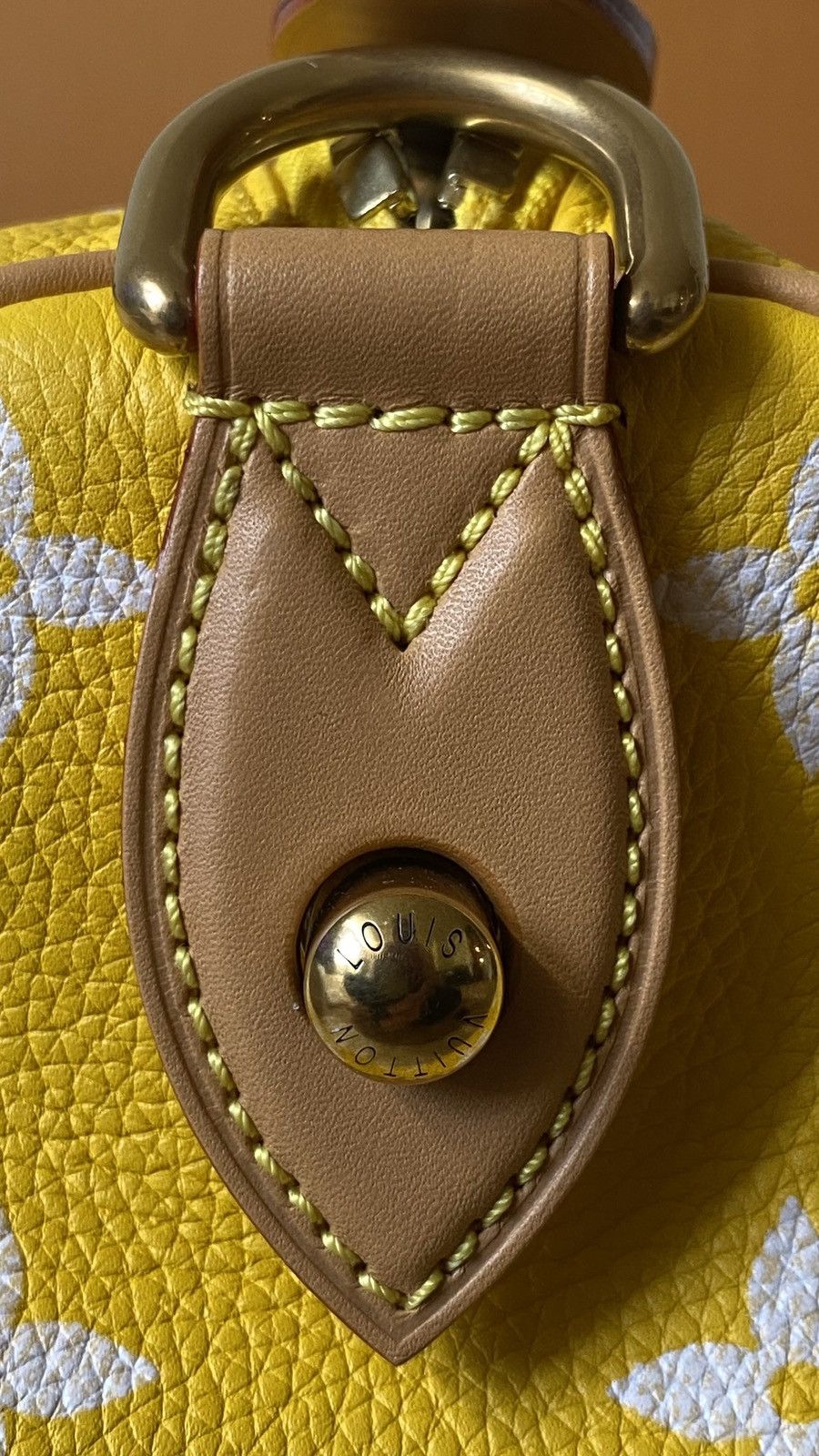 Louis Vuitton Louis Vuitton Yellow Speedy P9 40 Duffel Keepall Bandouliere Size 40 - 14 Thumbnail