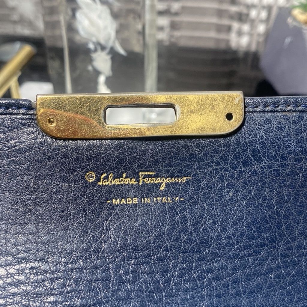 Salvatore Ferragamo Authentic 💙 Ferragamo Long Wallet Size ONE SIZE - 5 Thumbnail