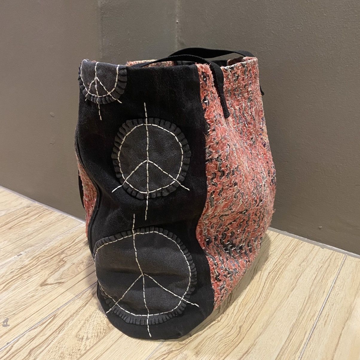 Handmade 1/1 Handstitch Sashiko Boro Natural Distressed Tote Bag Size ONE SIZE - 4 Thumbnail